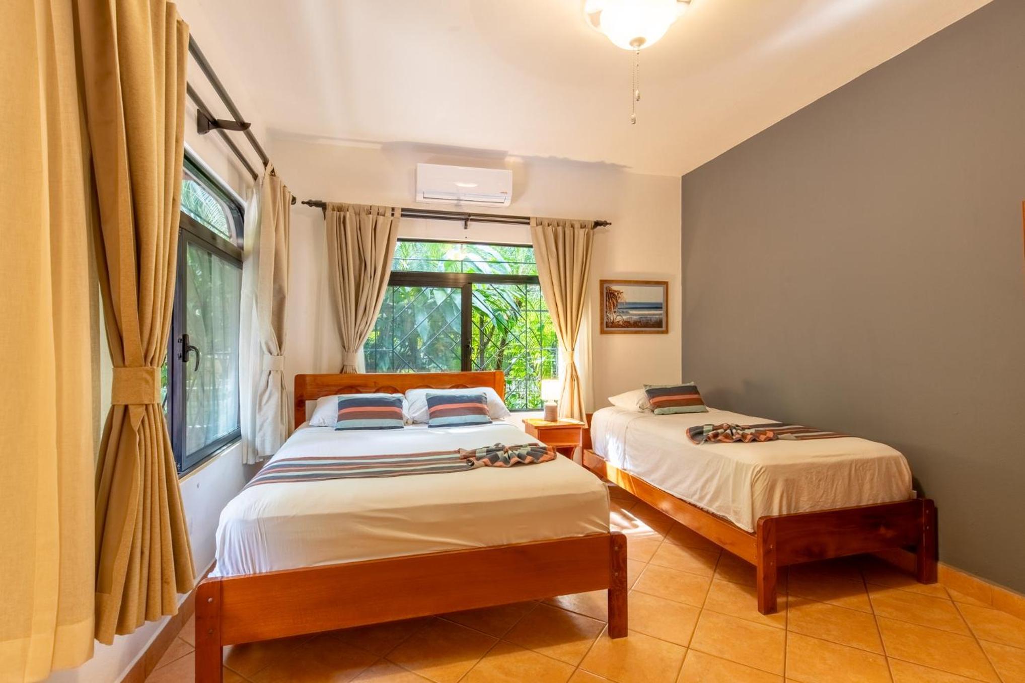 Three-Bedroom Apartment - Photo 15