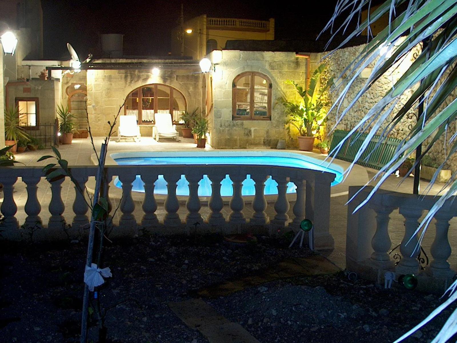 Three-Bedroom House photo 2