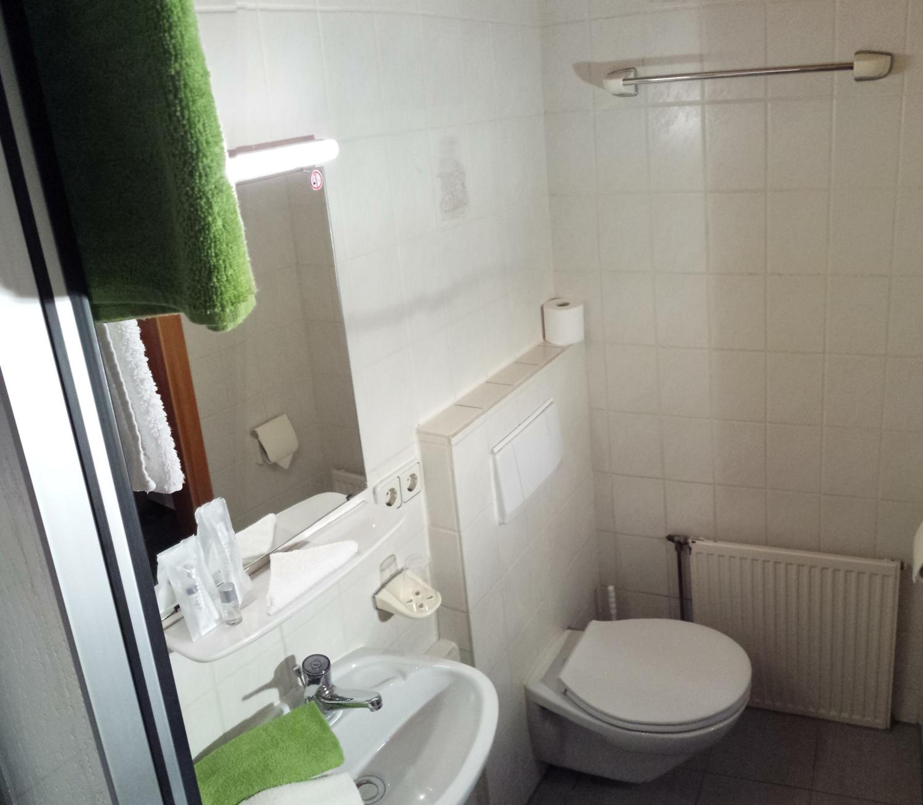Single Room photo 2