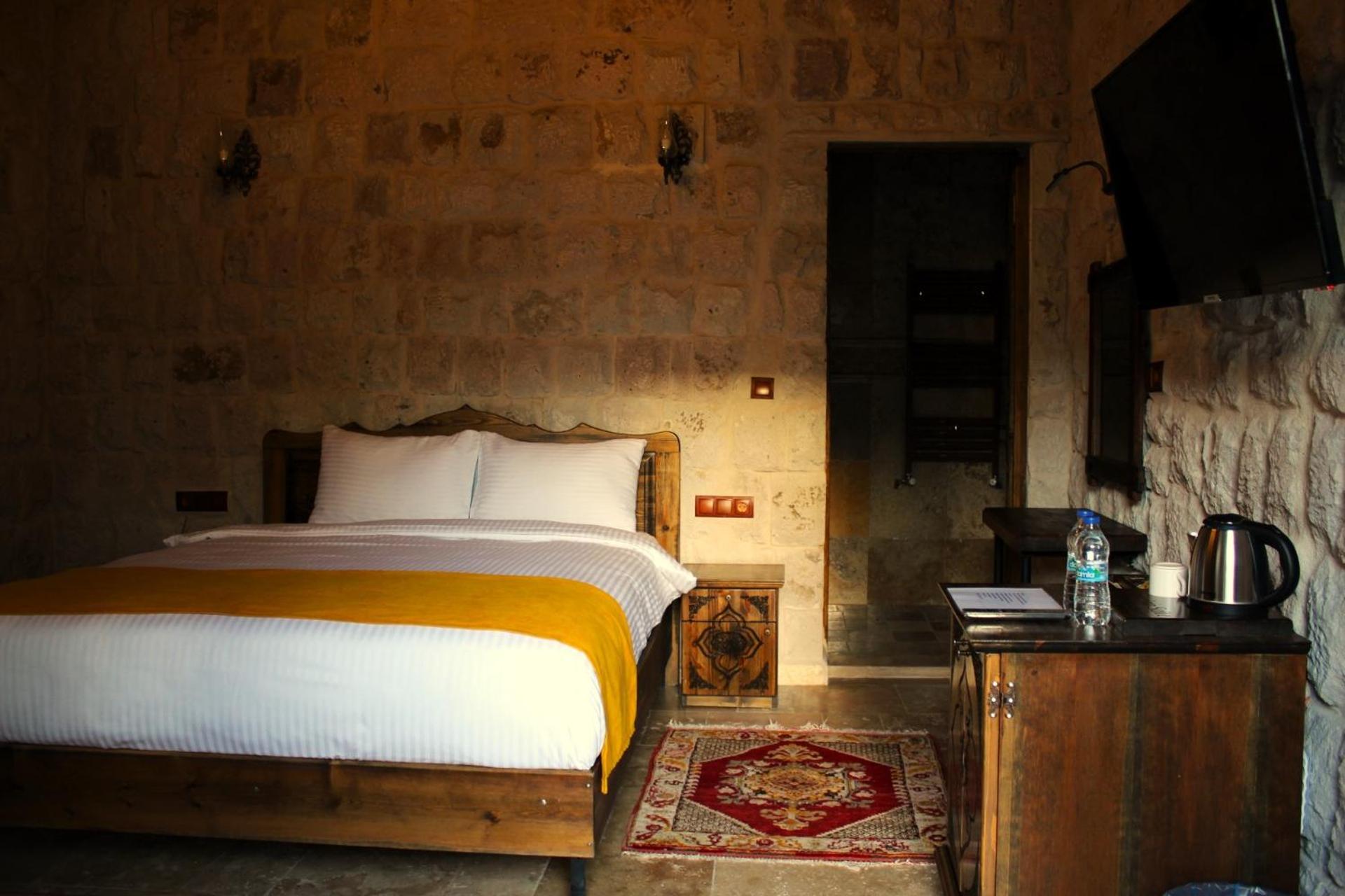 Standard Double Room - Photo 5