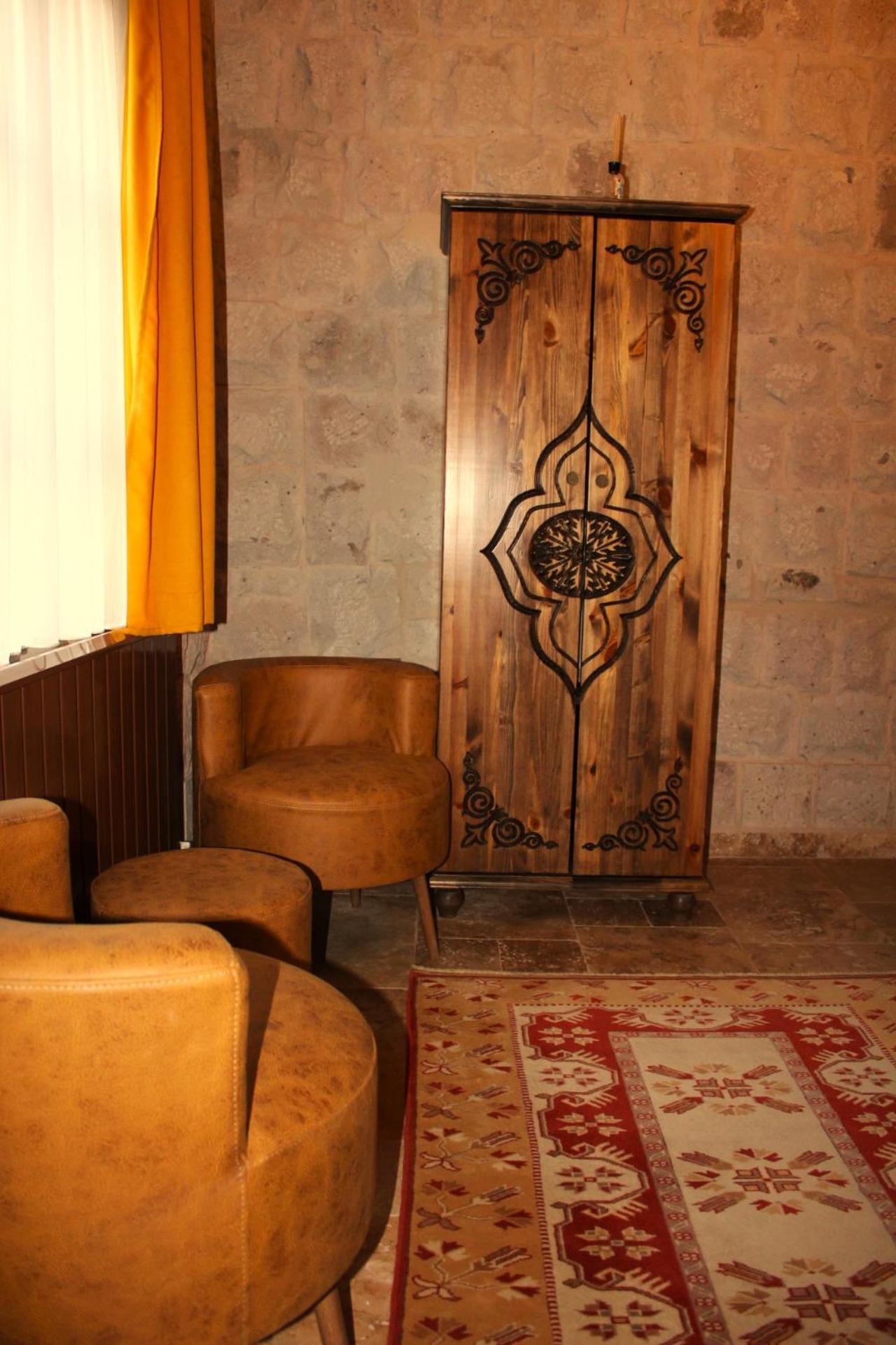 Standard Double Room - Photo 4
