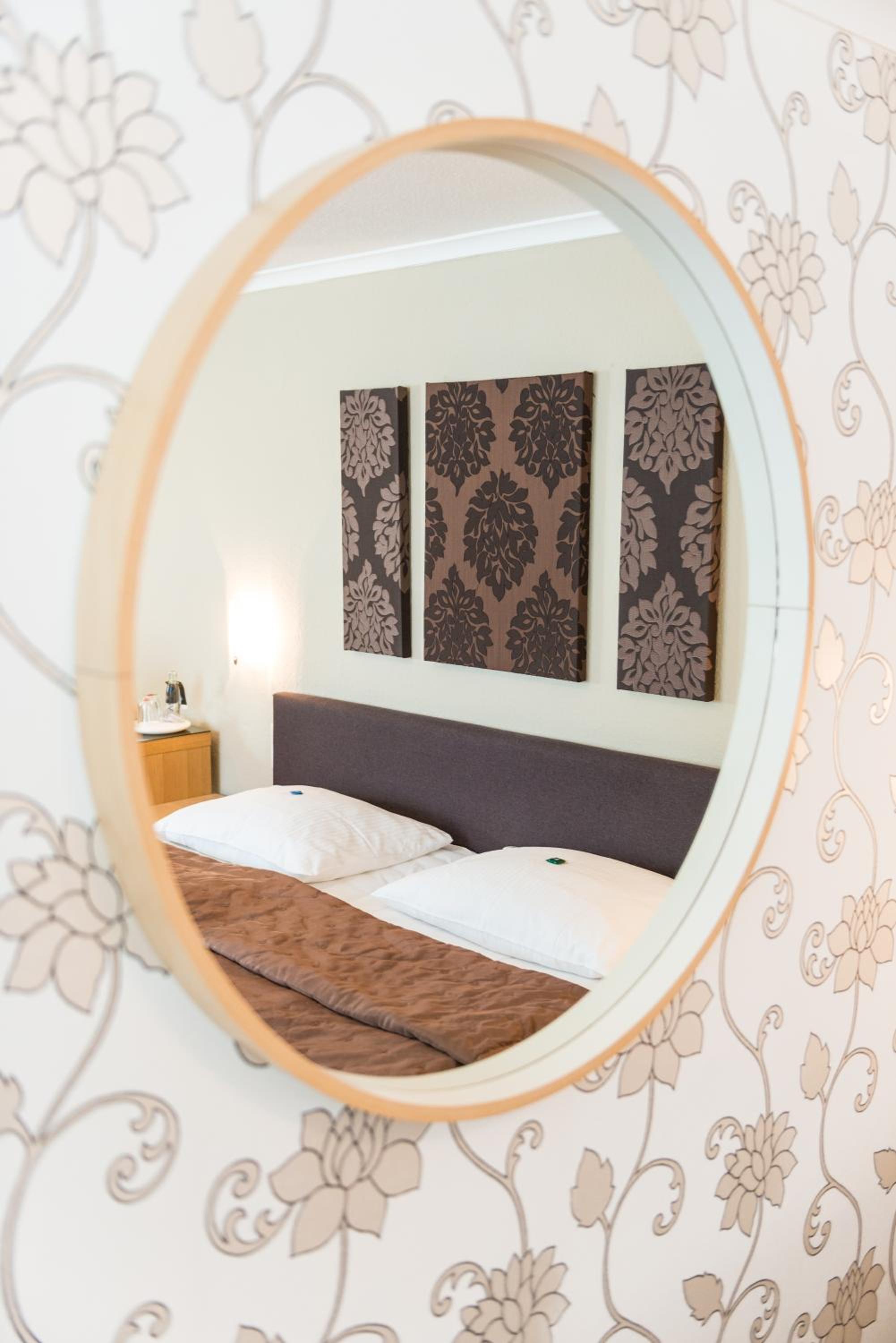 Double Room - Photo 16