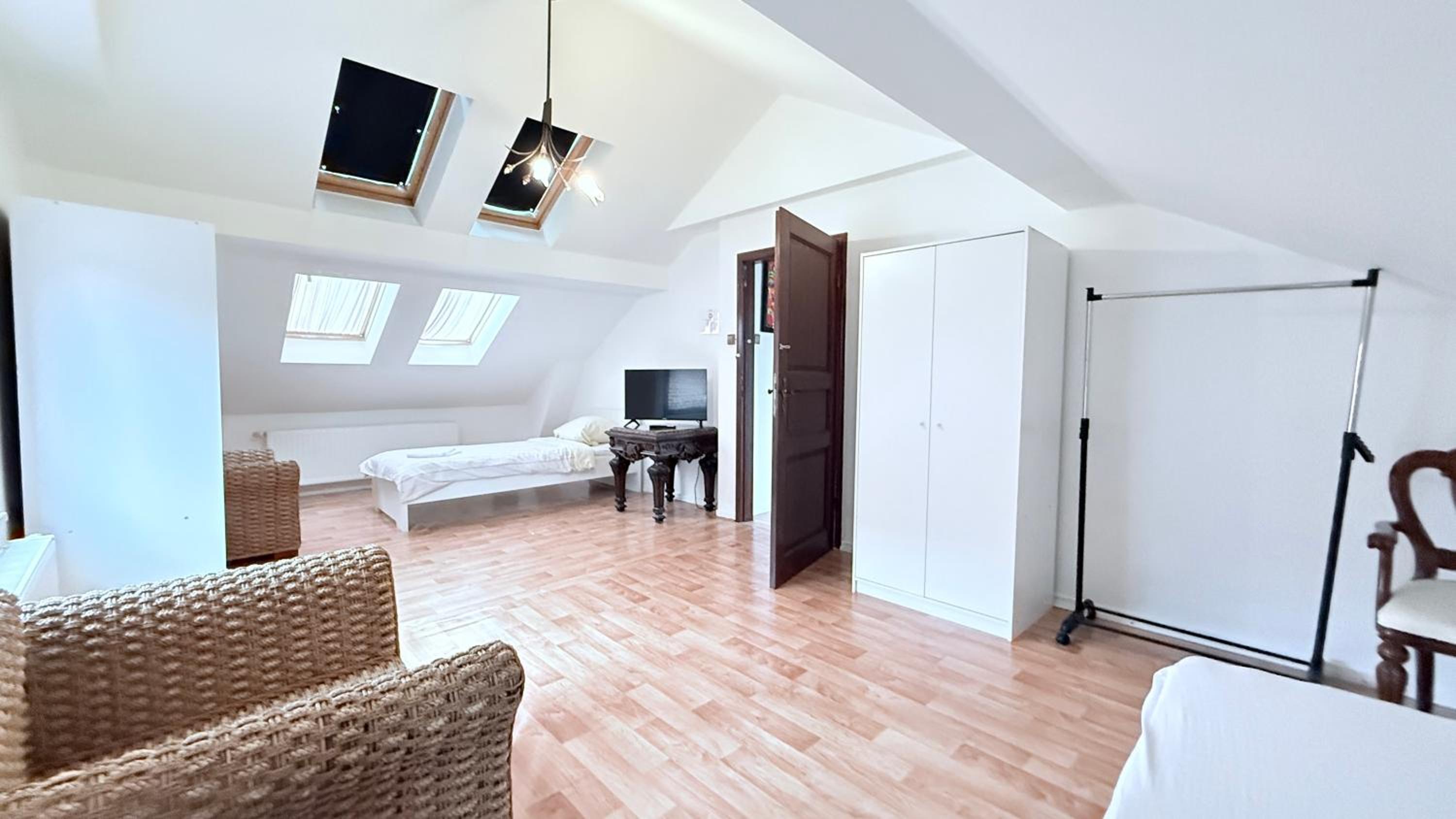 Four-Bedroom House photo 1