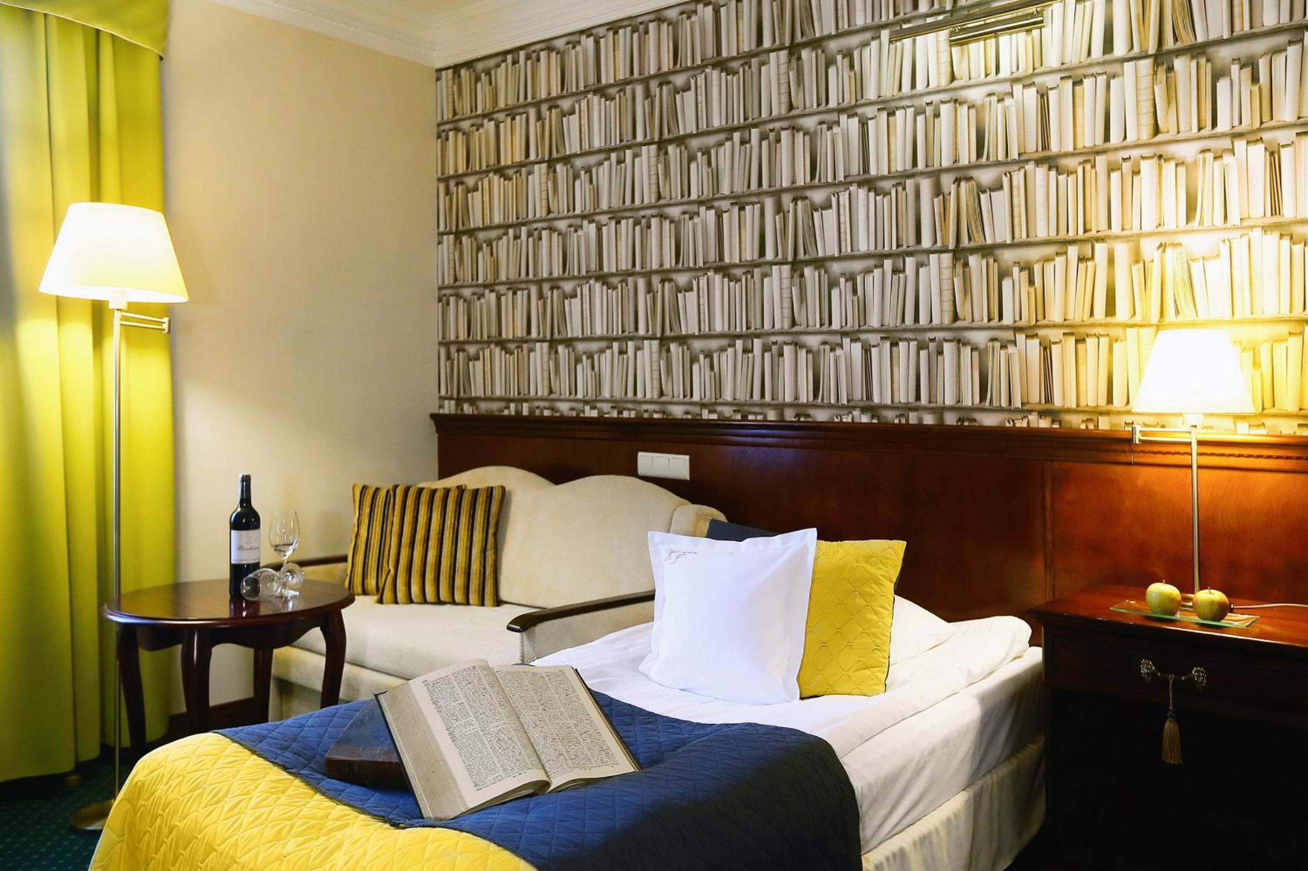 Double or Twin Room - Photo 6