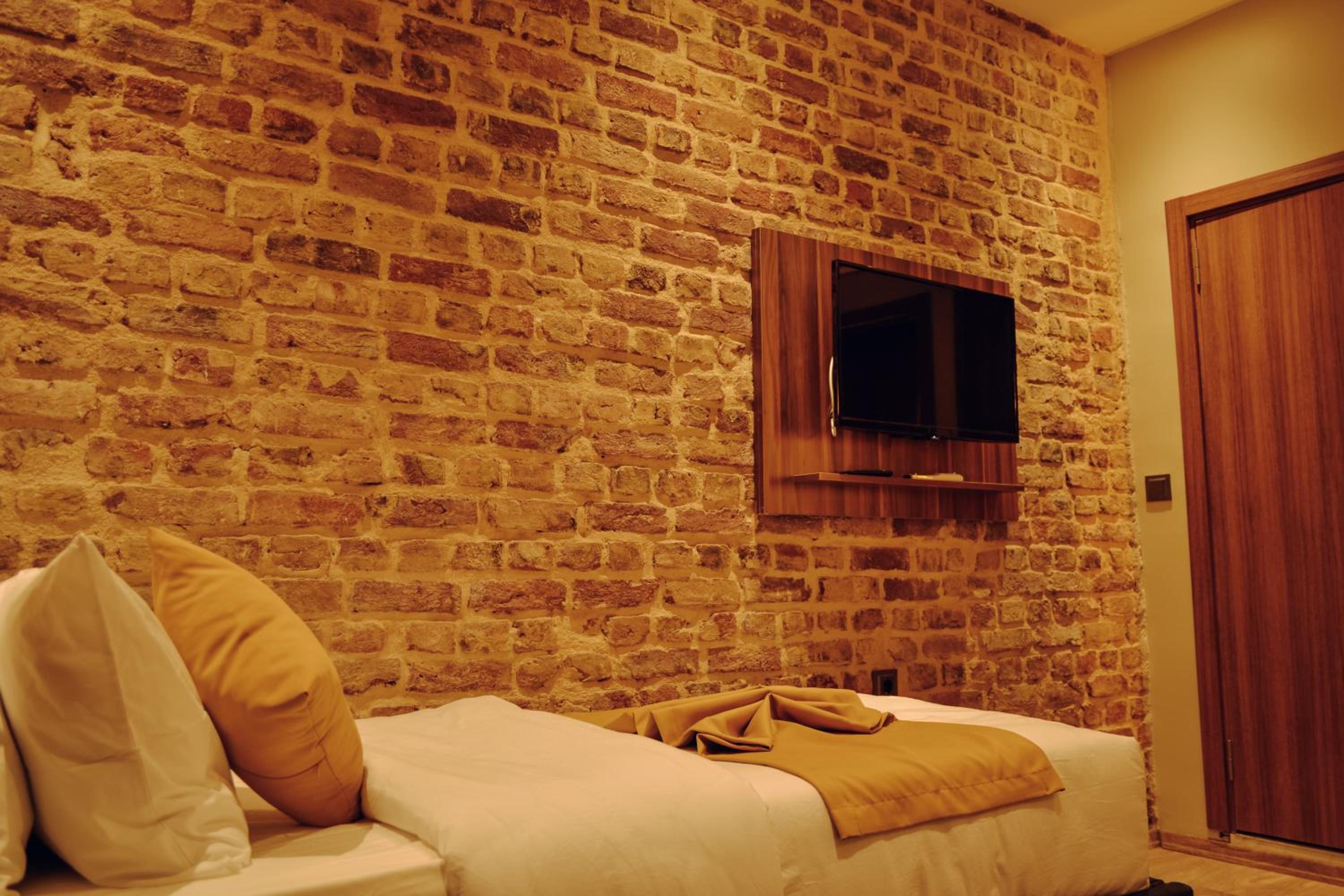 Luxury Triple Room photo 3