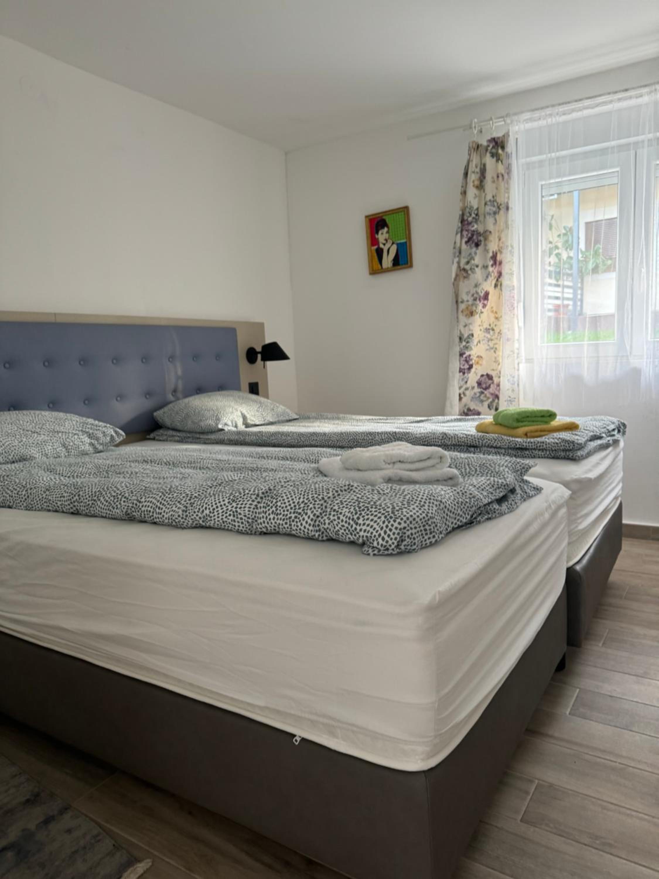 One-Bedroom Apartment with Garden photo 3