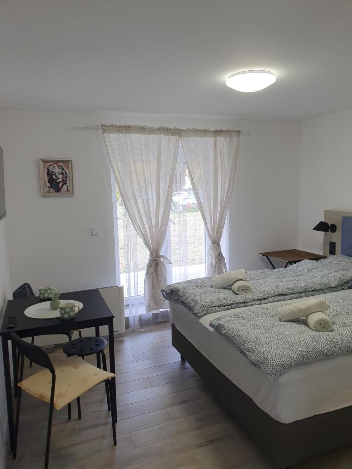 Apartment with Park View photo 2