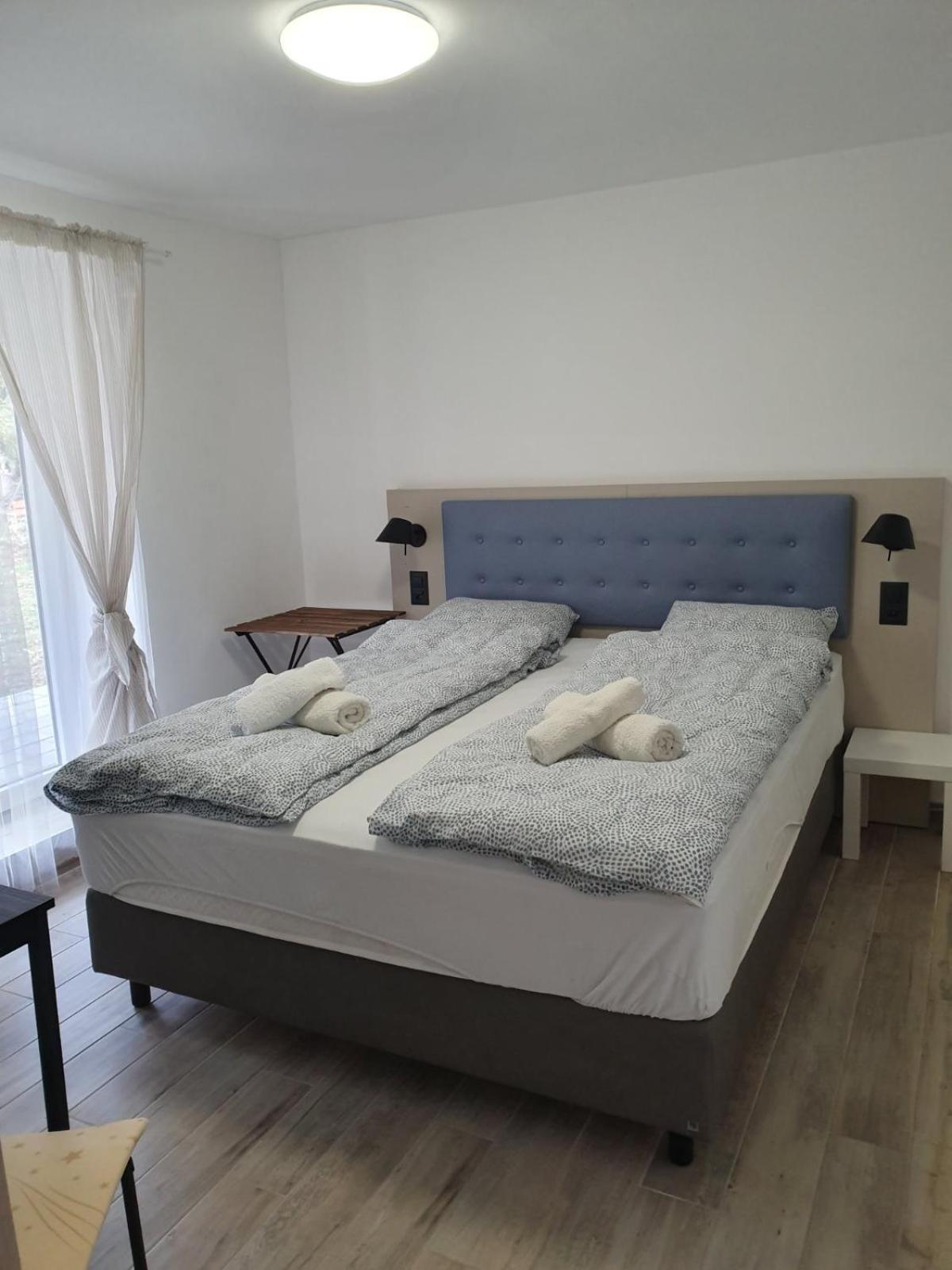 Apartment With View And Balcony photo 2