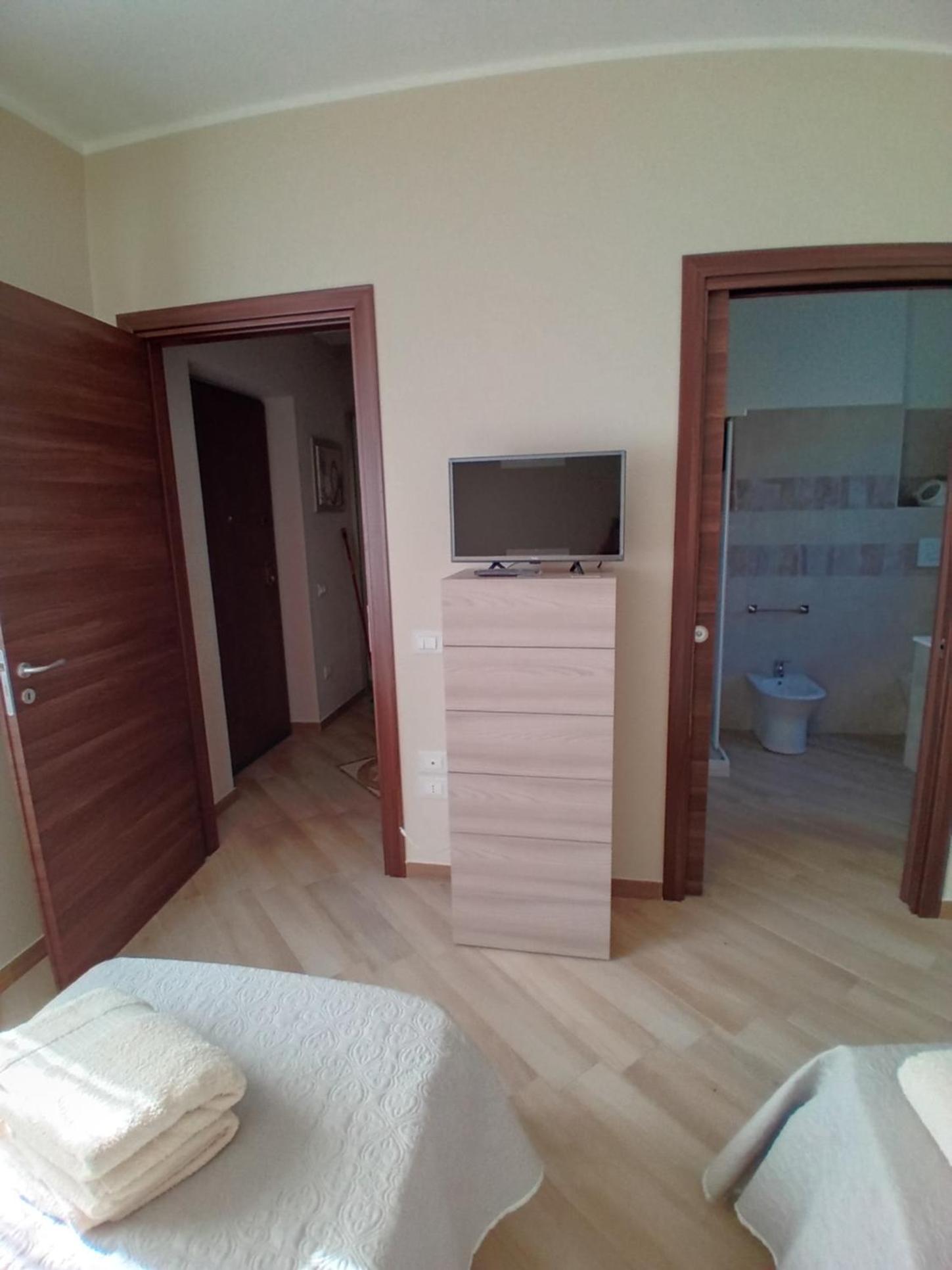 Double or Twin Room photo 1