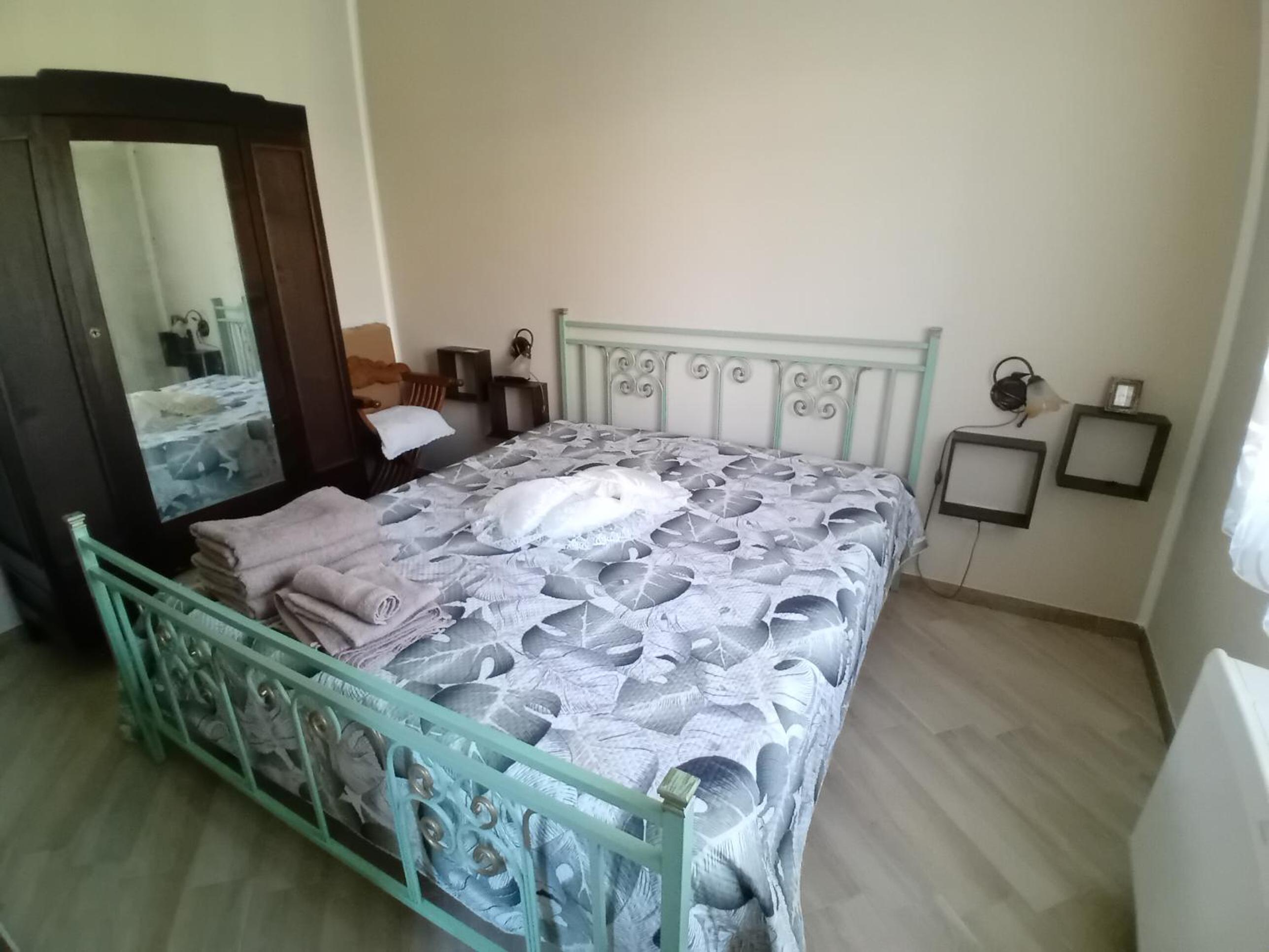 Double Room with Private Bathroom photo 2