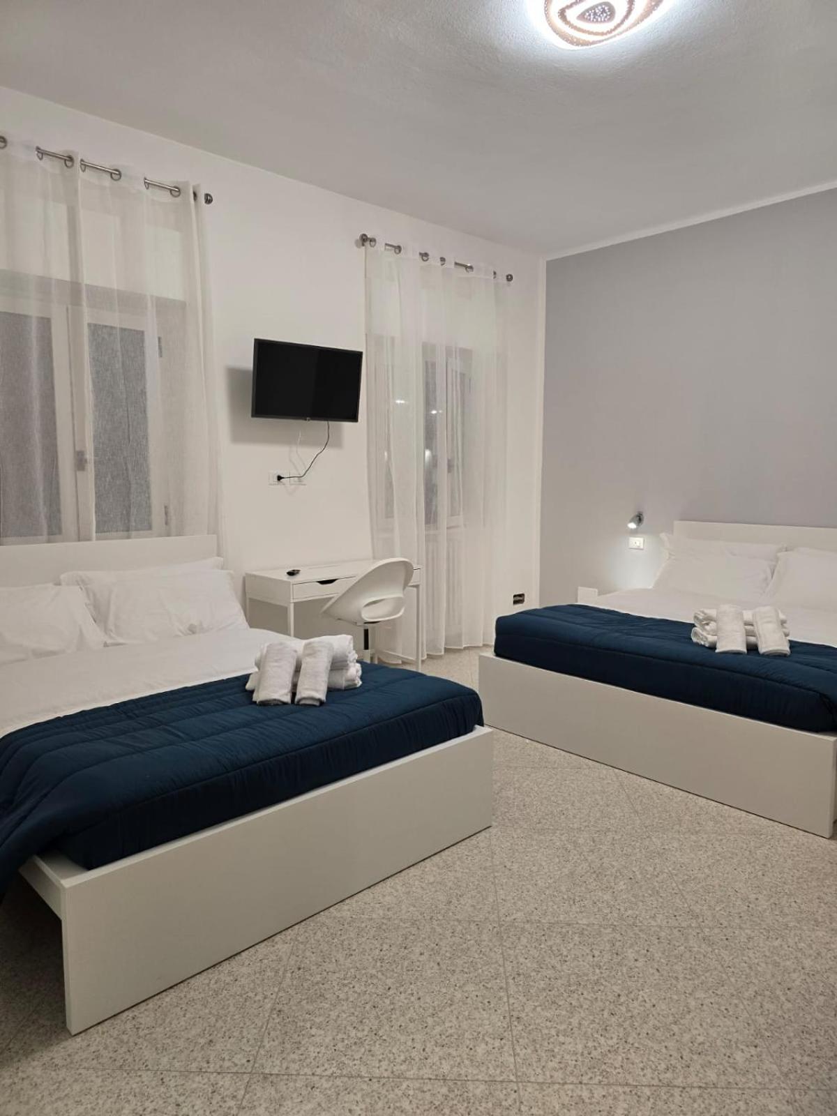 Triple Room with Private Bathroom photo 1