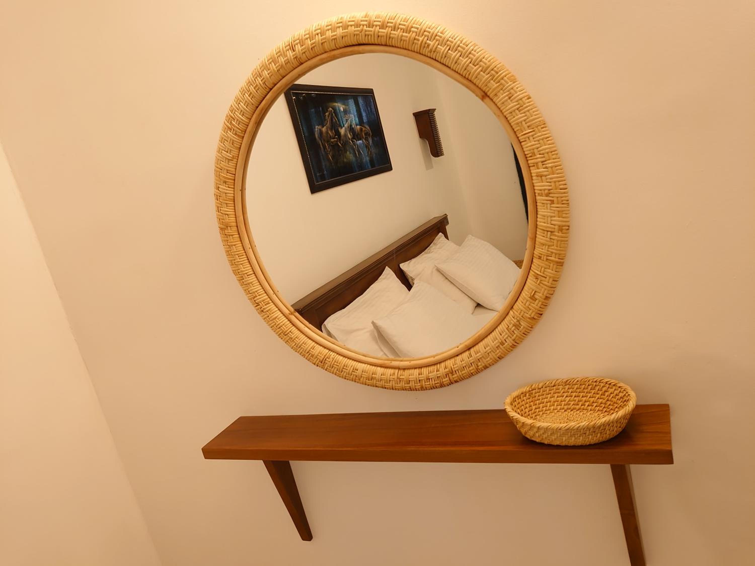 Deluxe Double Room with Air Conditioning photo 3
