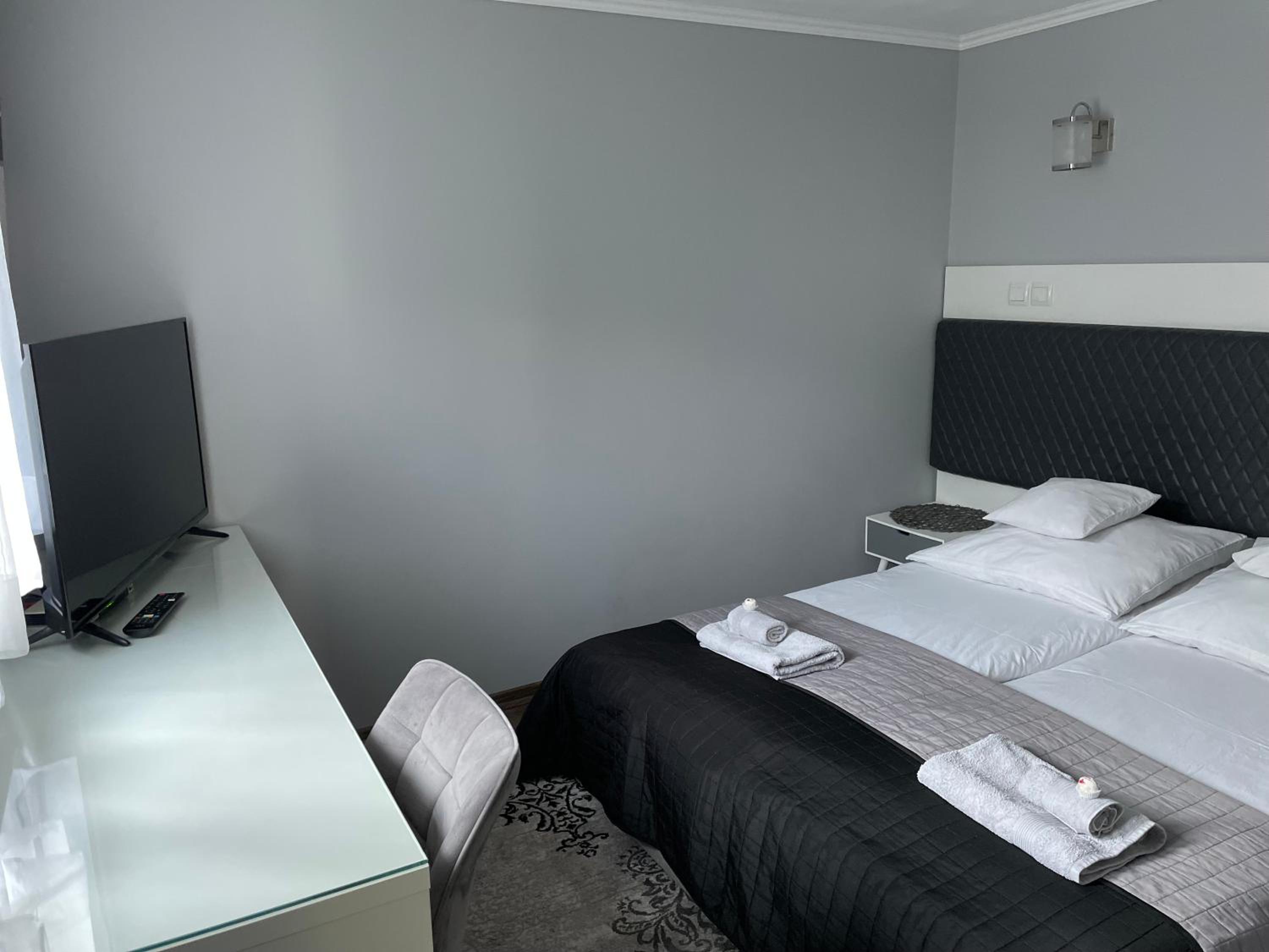 Deluxe Apartment - Photo 2