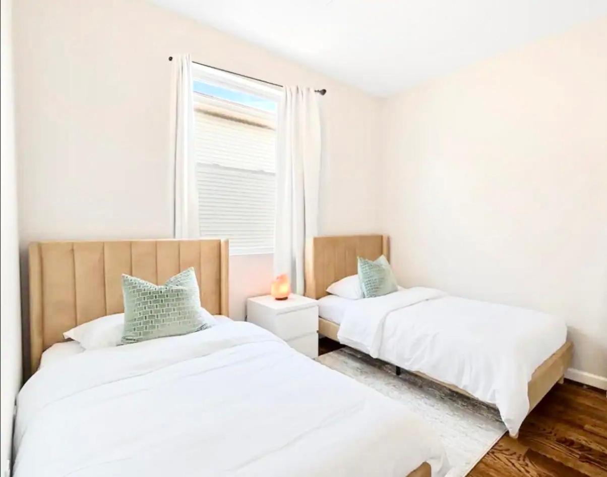 Deluxe Apartment photo 2