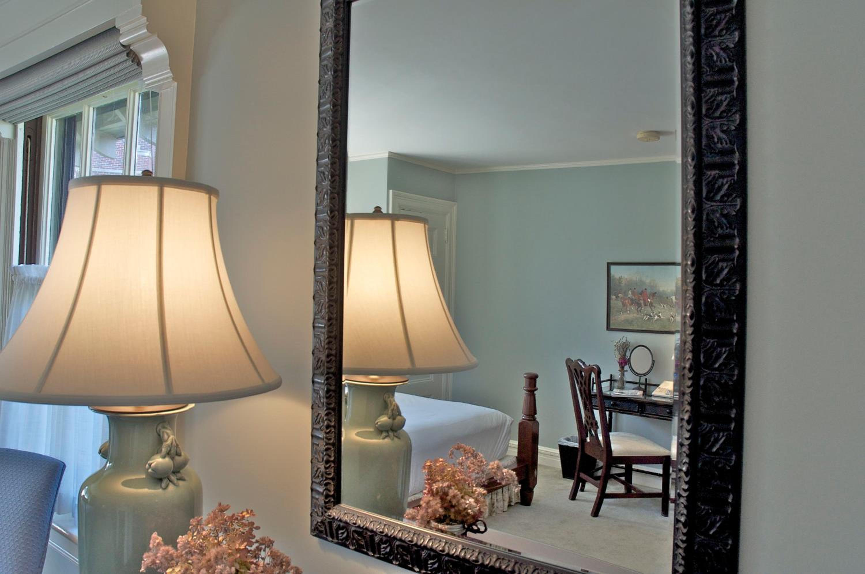 Double Room with Private Bathroom - Touro Room photo 3