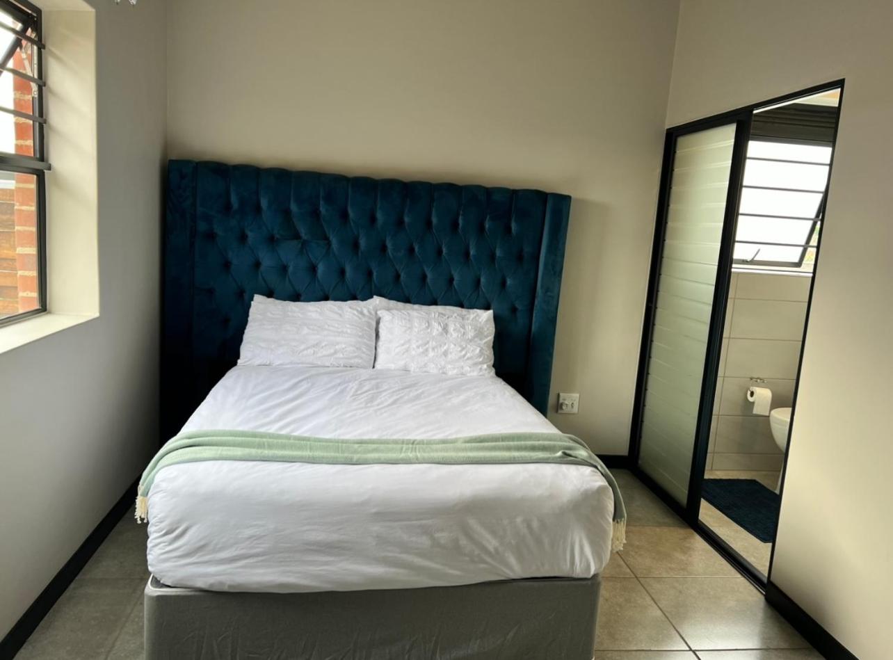 Three-Bedroom Superior Apartment