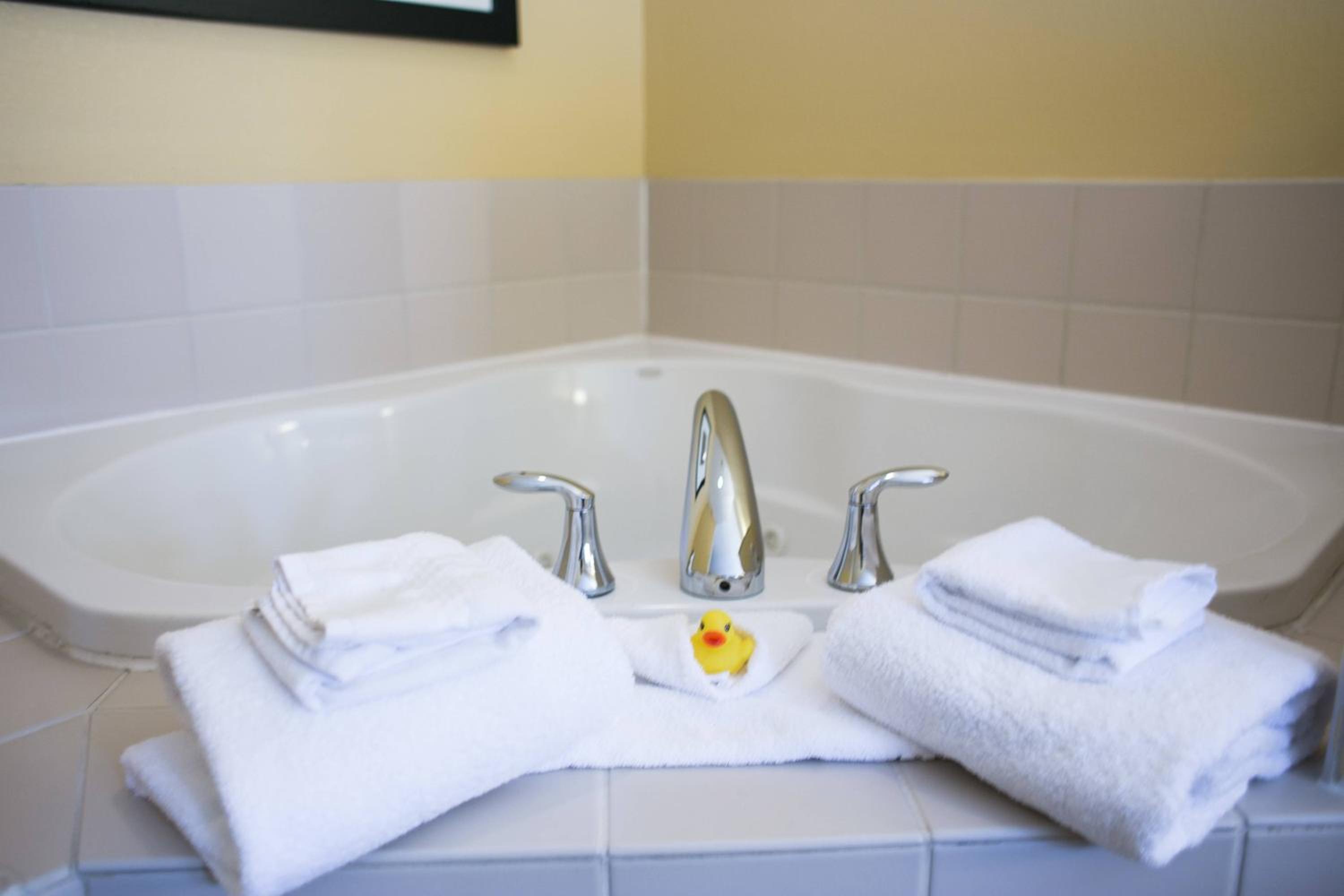 King Room with Whirlpool