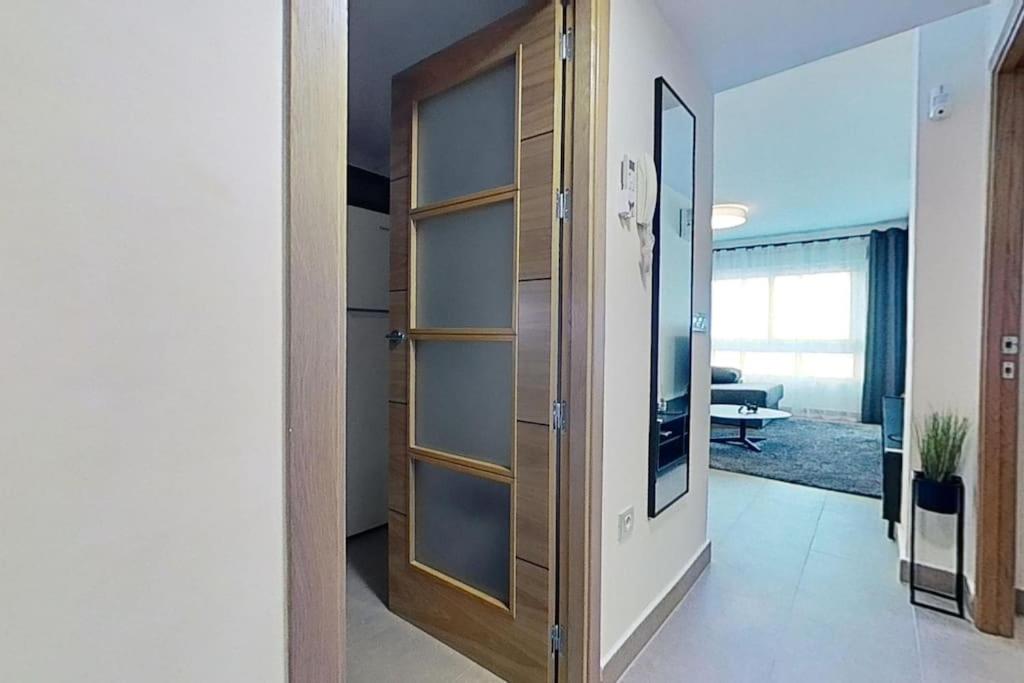 One-Bedroom Apartment photo 3