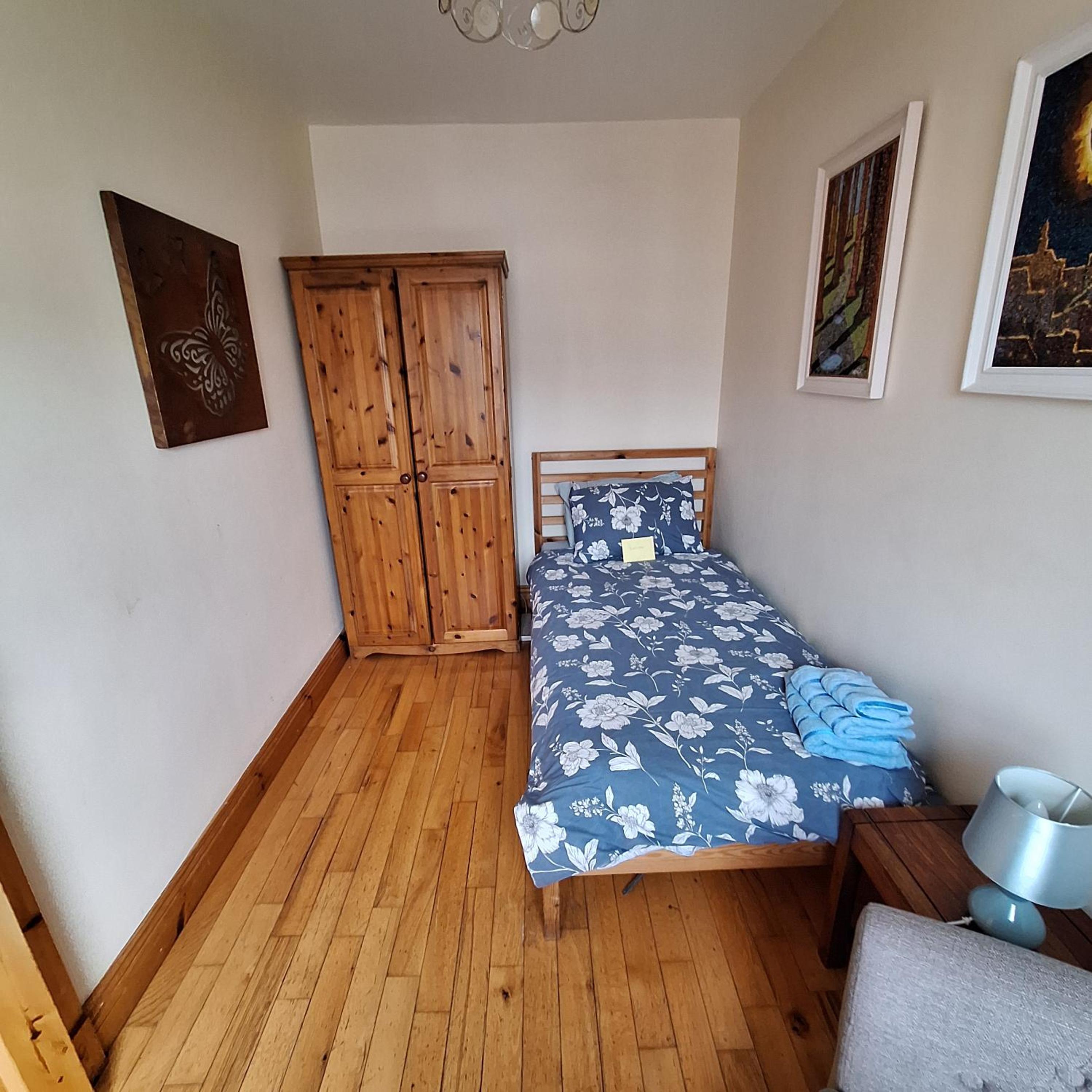 Single Room photo 3