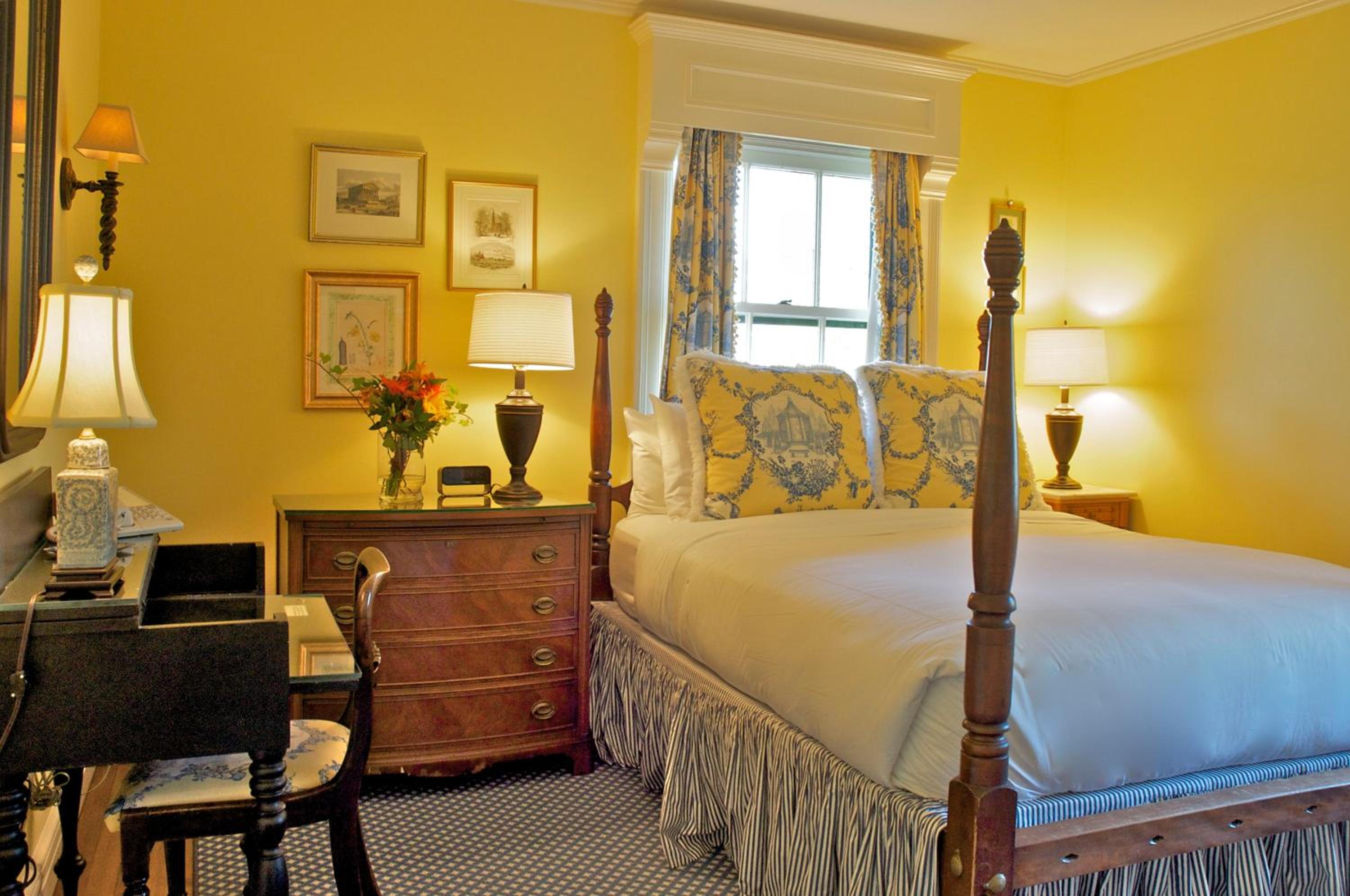 Double Room with Private Bathroom - Murray Room photo 3