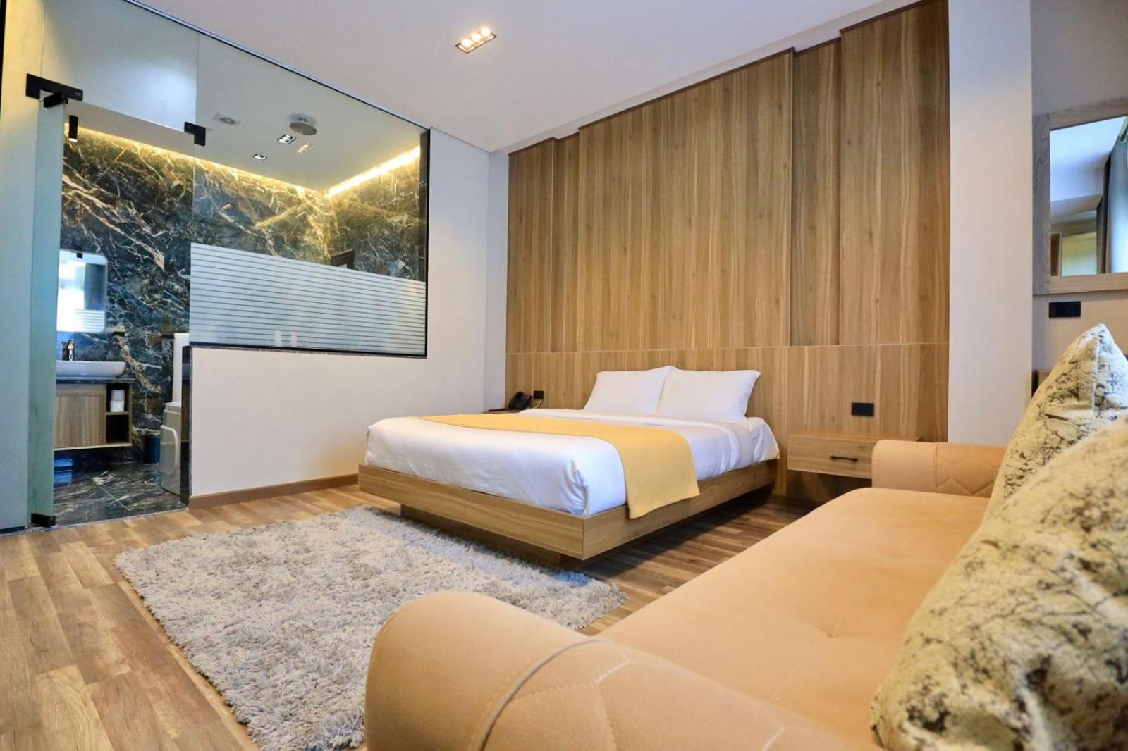 Suite photo 1