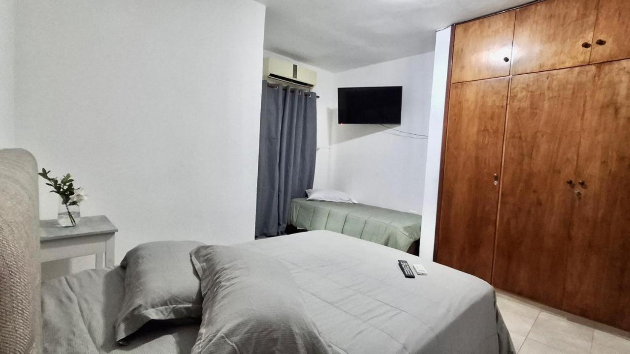 Basic Triple Room with Shared Bathroom photo 3