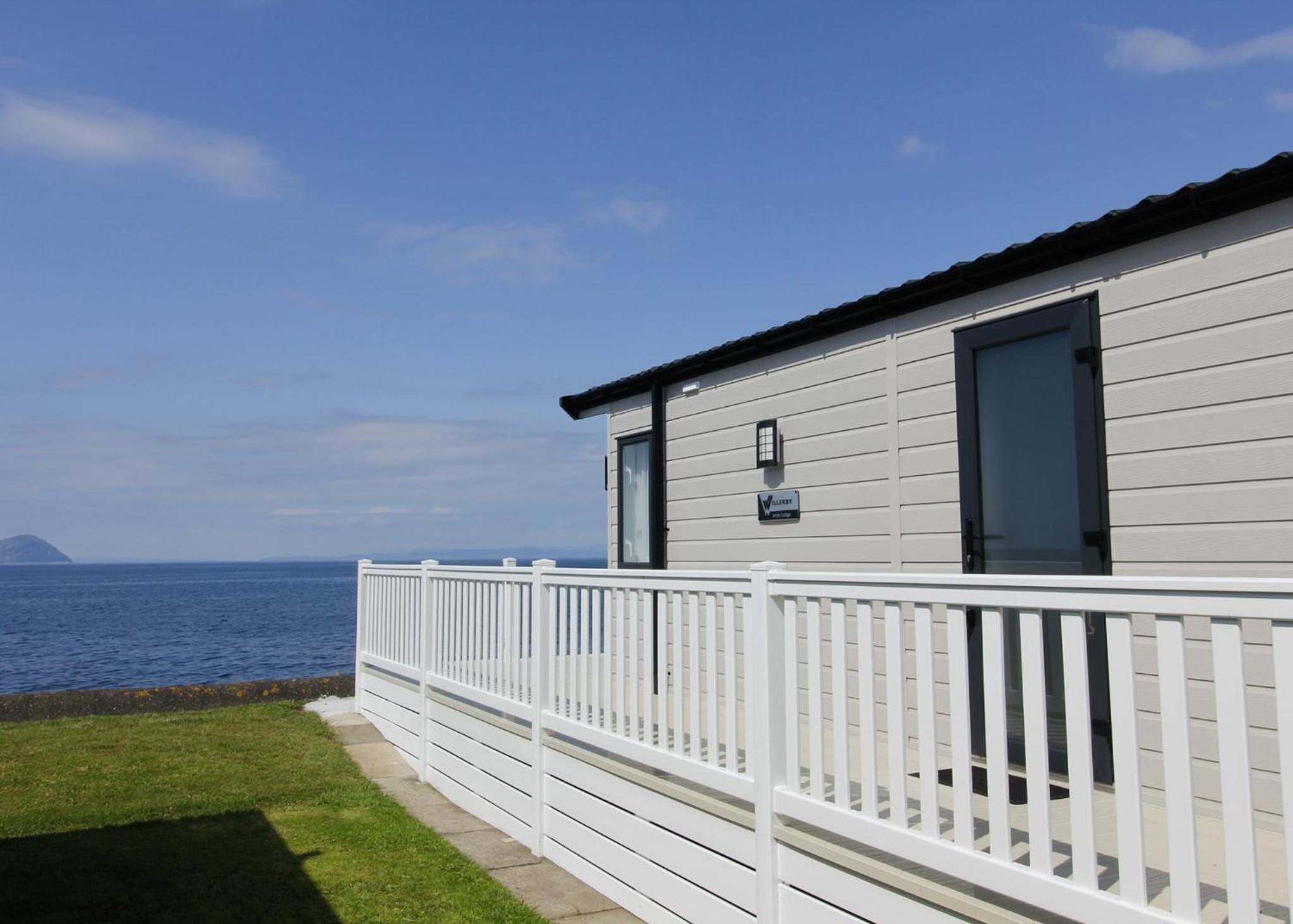 Two-Bedroom Holiday Home 2 photo 2