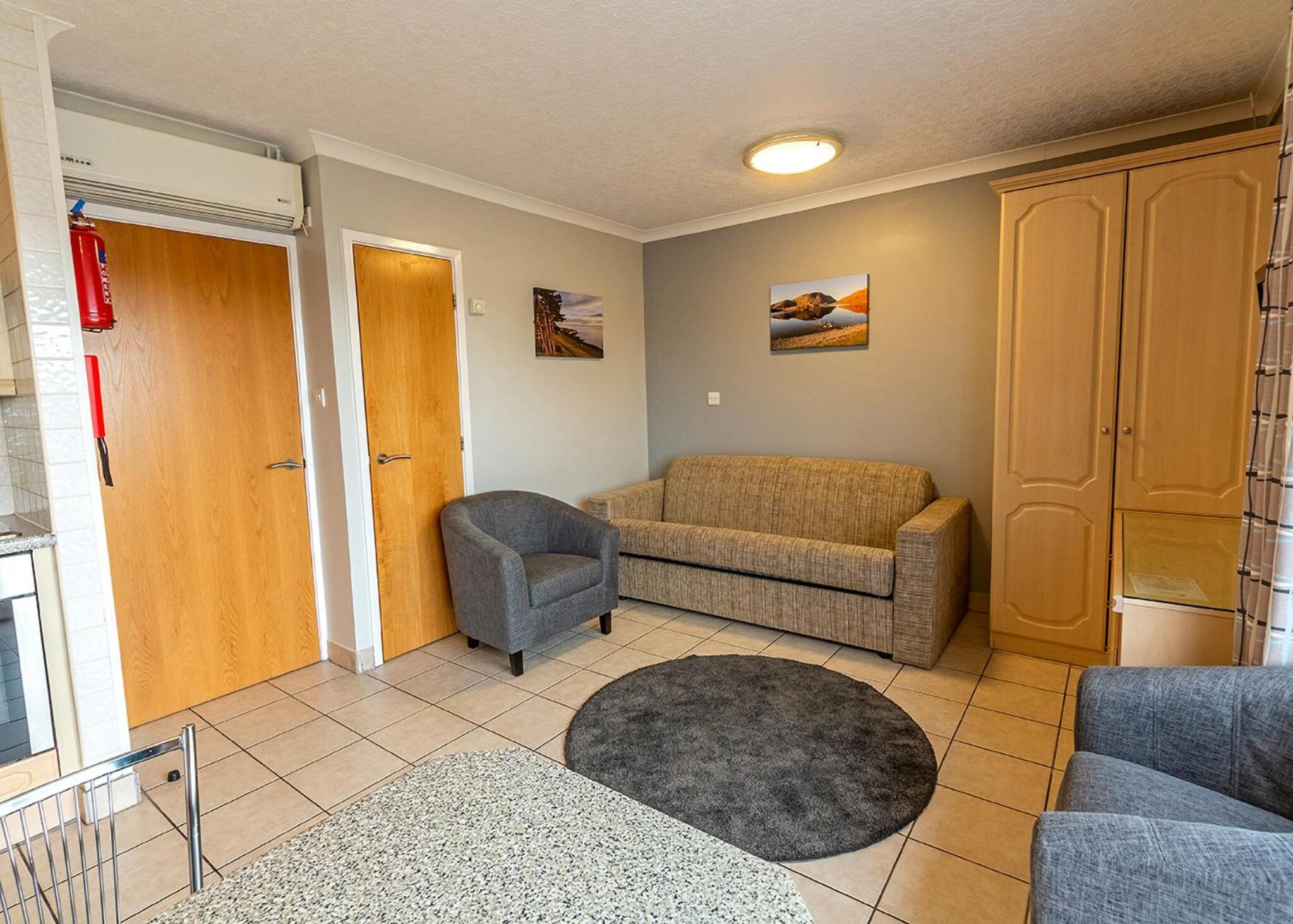 Apartment photo 1