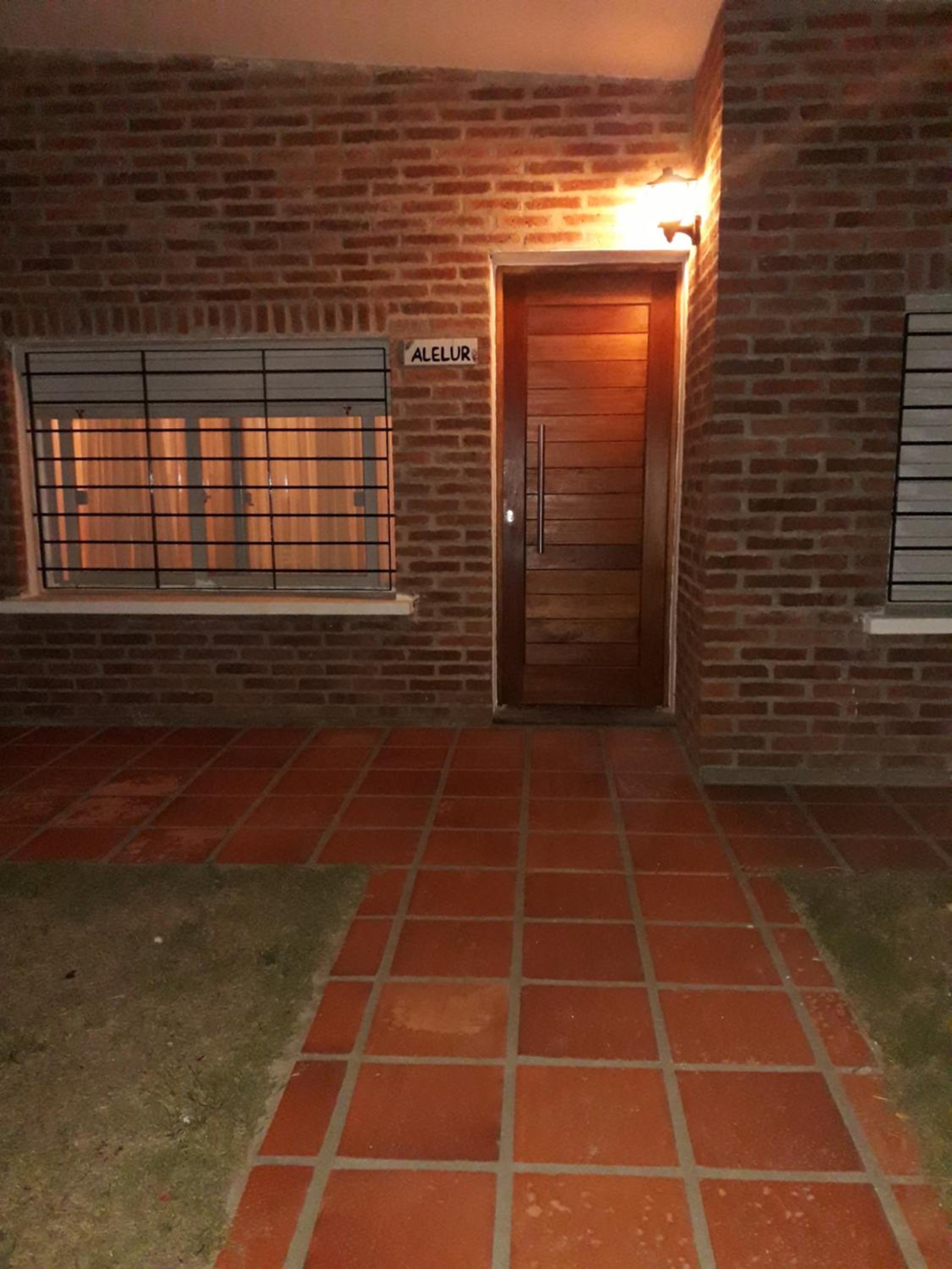 Three-Bedroom House photo 3
