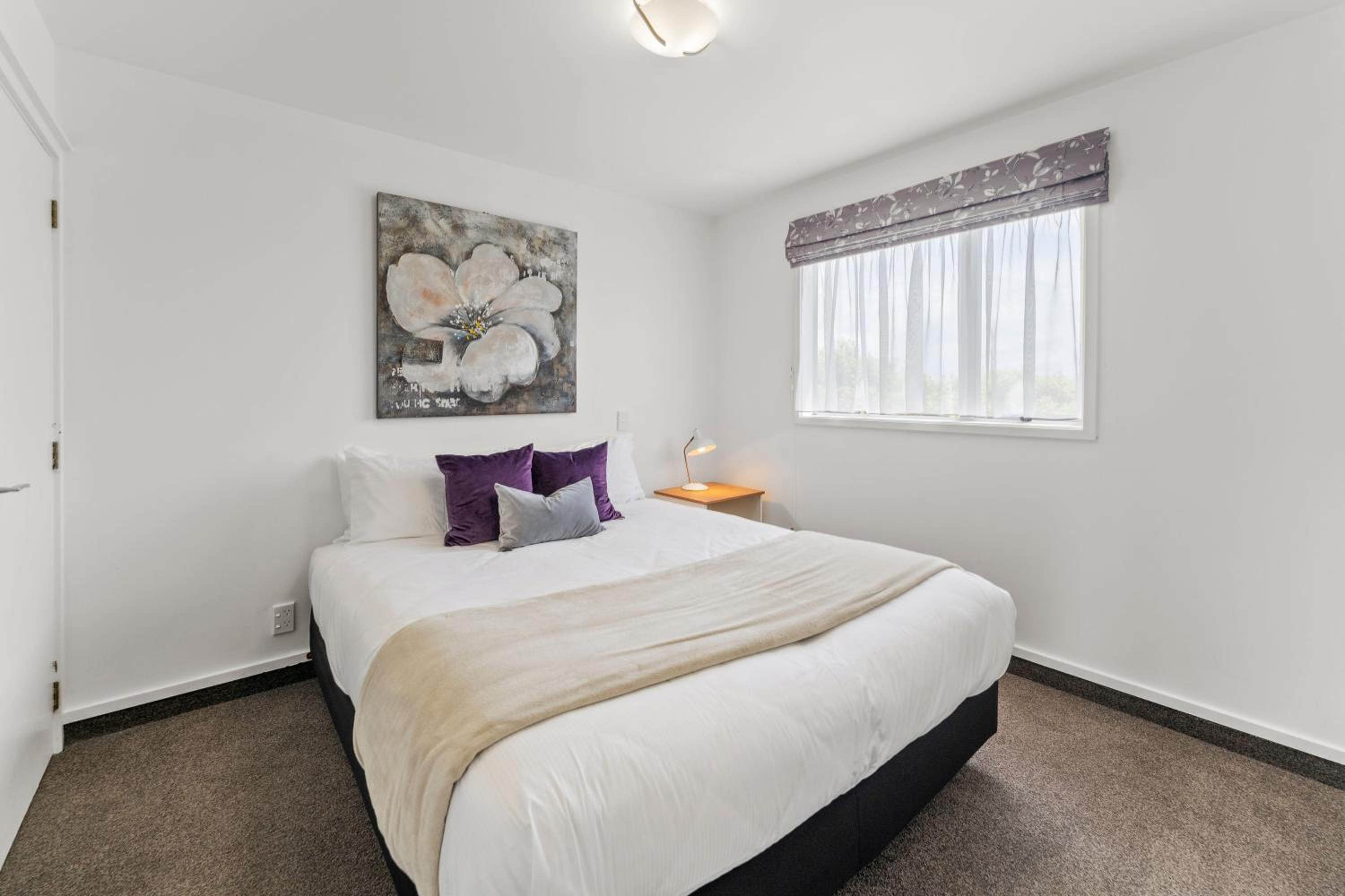 Two-Bedroom Apartment - Photo 10
