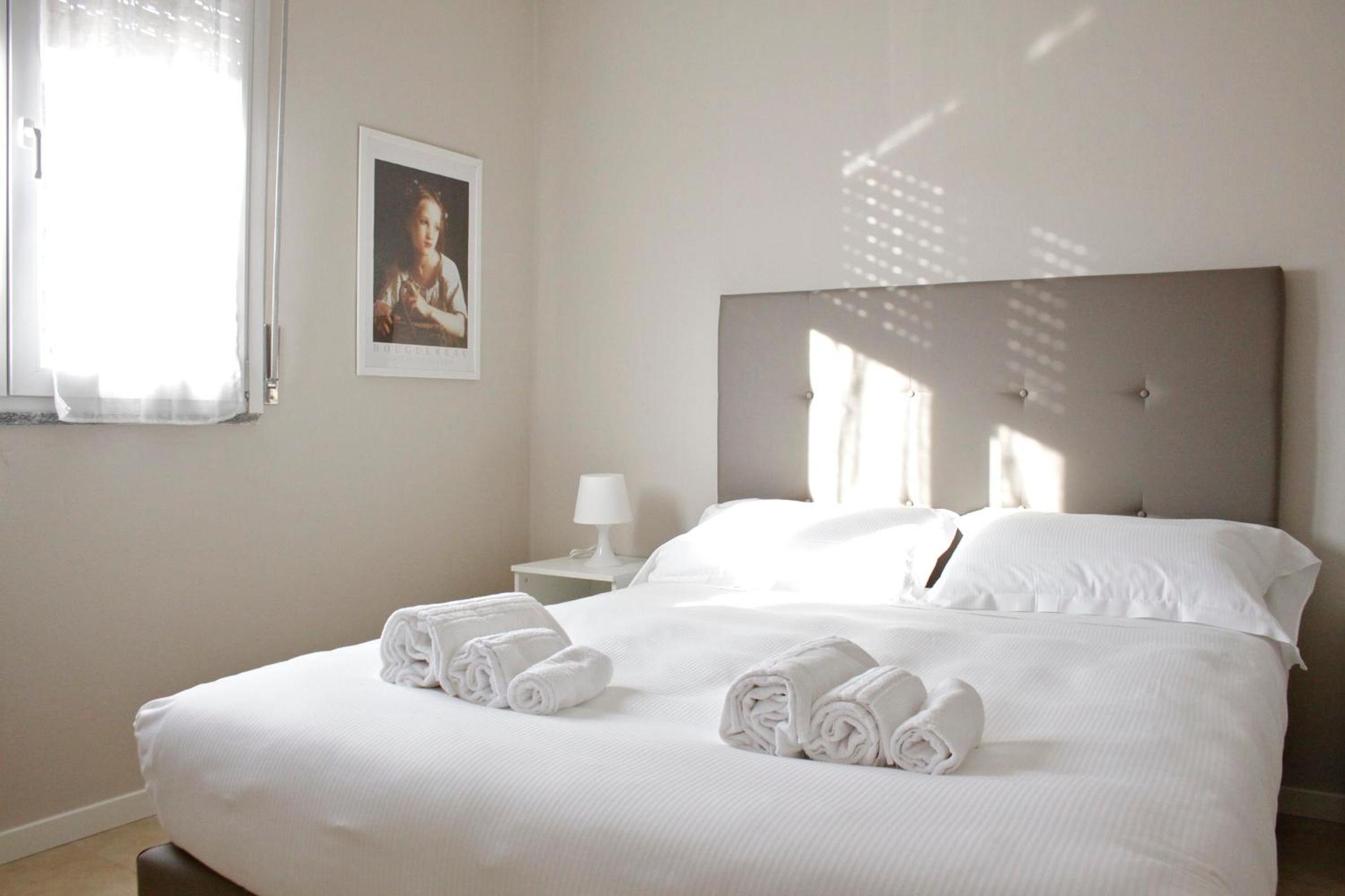 Double or Twin Room photo 3