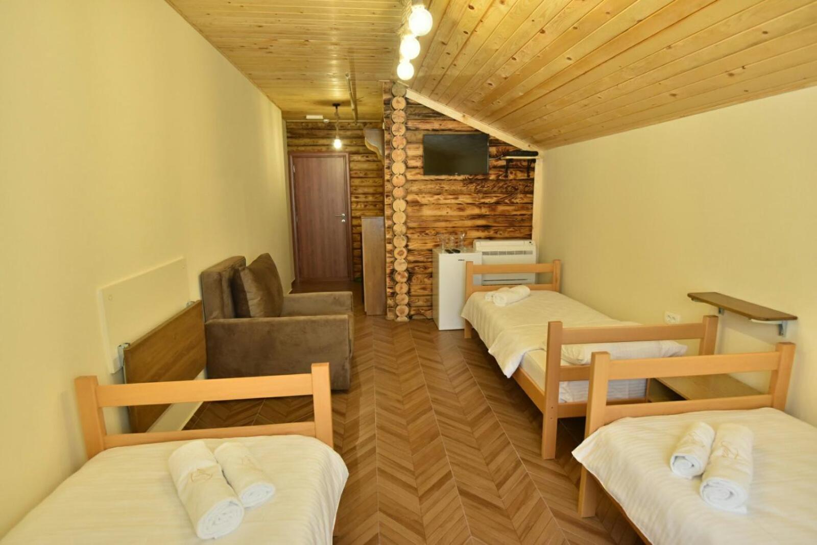 Triple Room photo 2