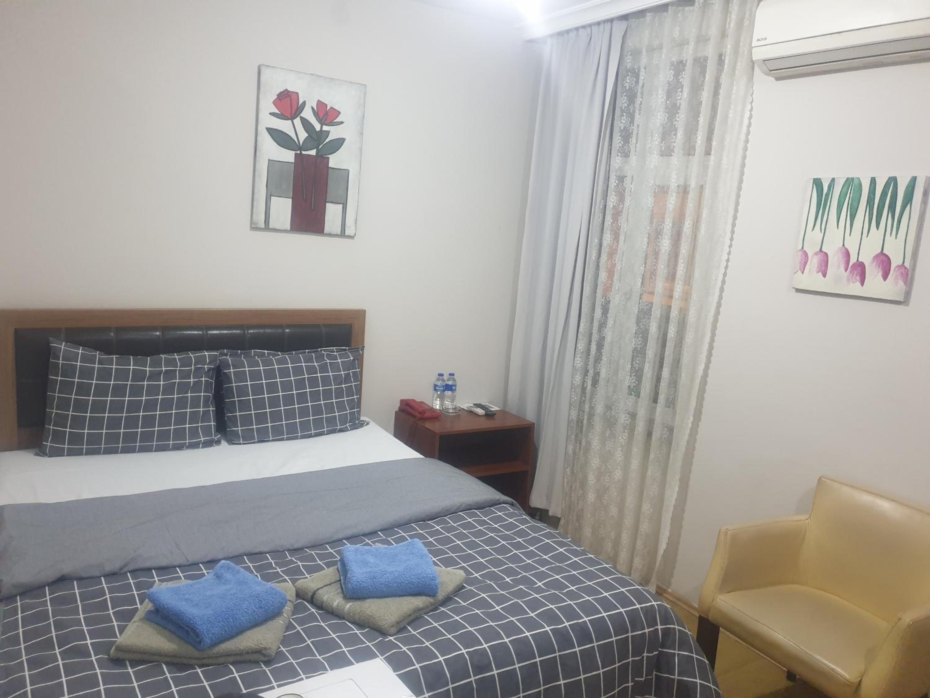 Deluxe Double Room photo 2