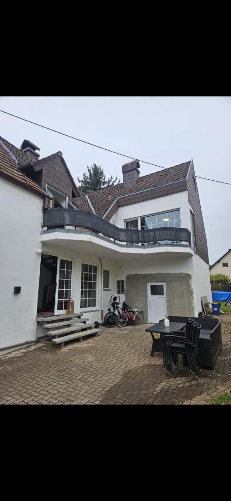 Four-Bedroom House photo 2