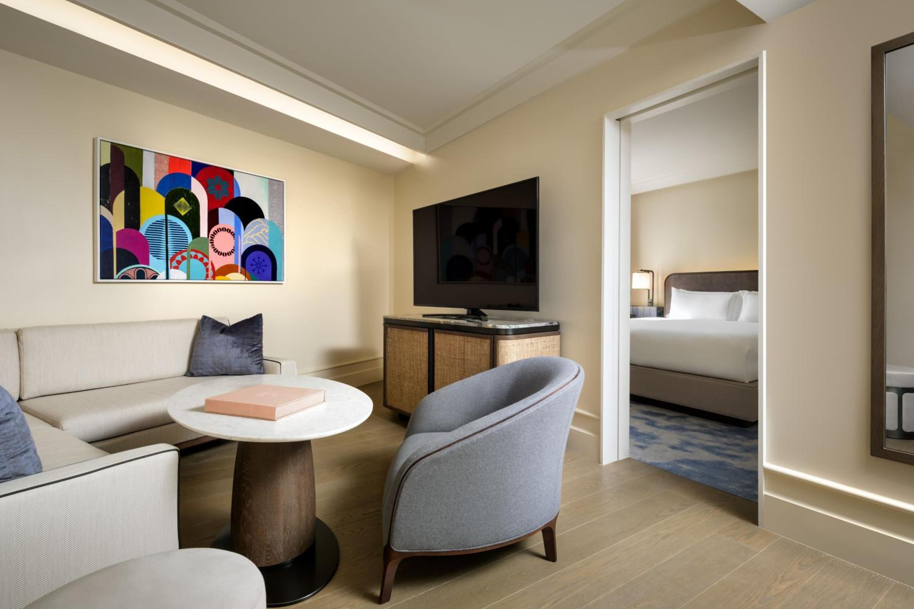 Executive Junior Suite, 1 King Bed, with Resort View -Historic - Photo 3