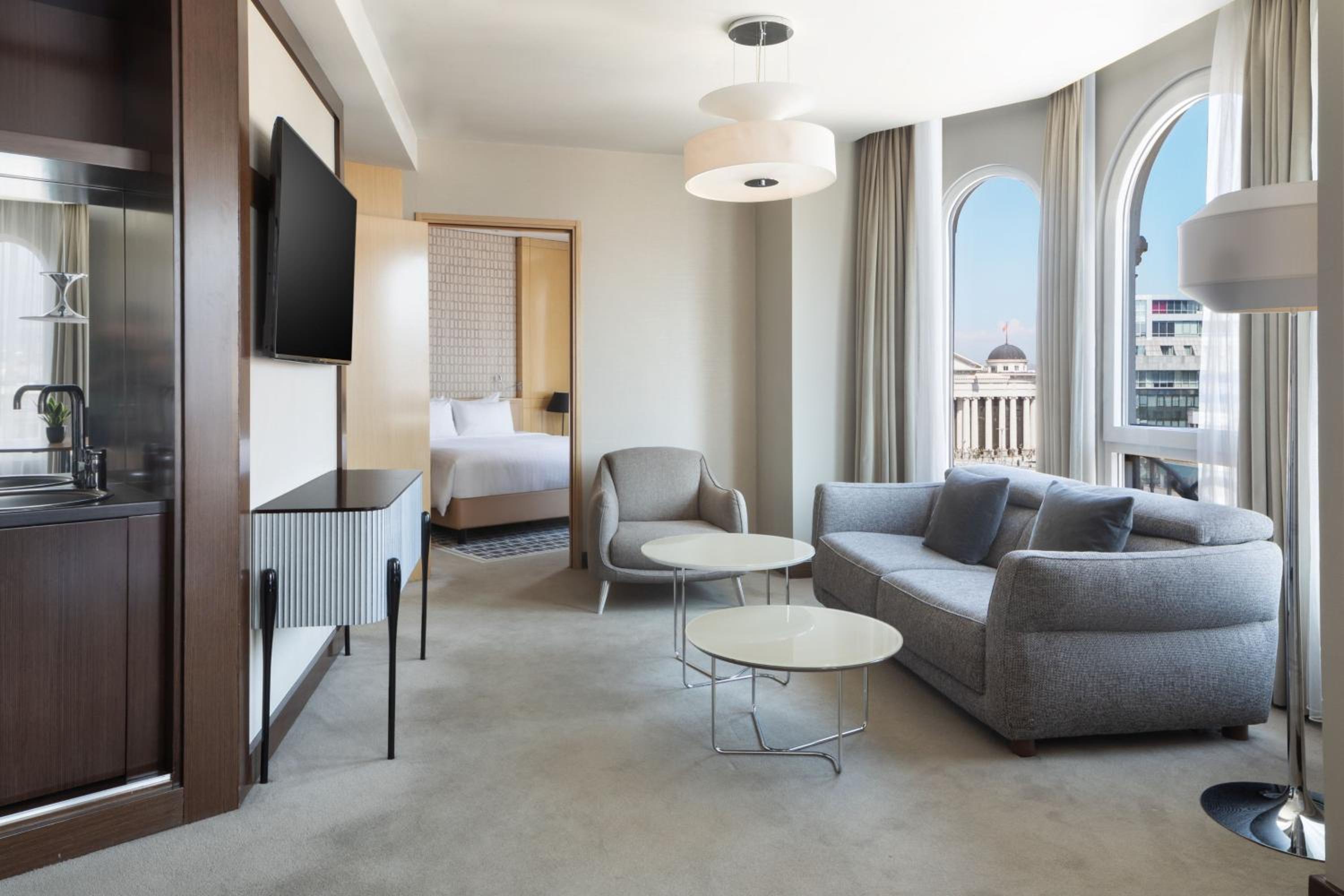 Premier King Suite