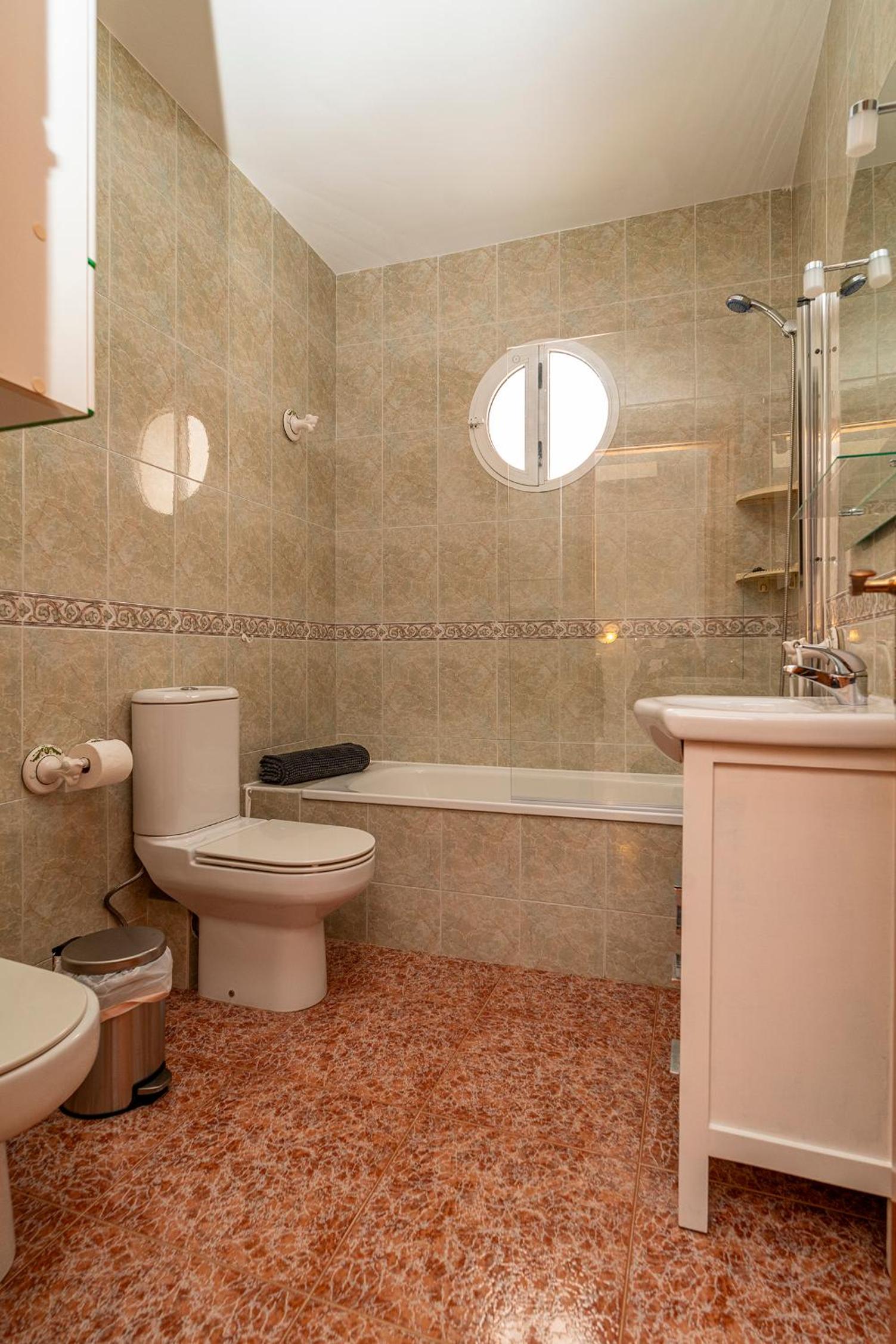 Two-Bedroom House photo 2