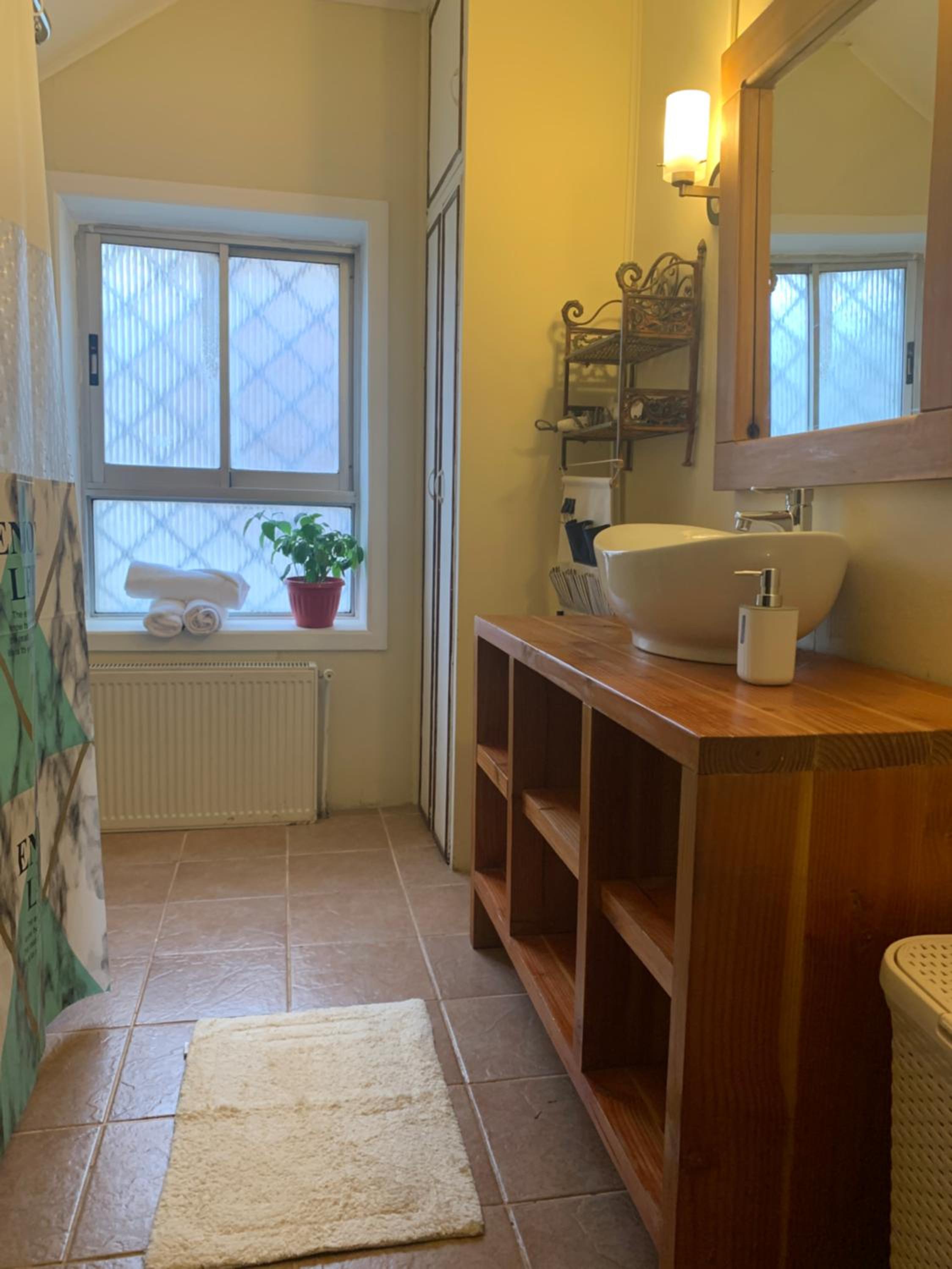 Deluxe Double Room with Bath photo 3