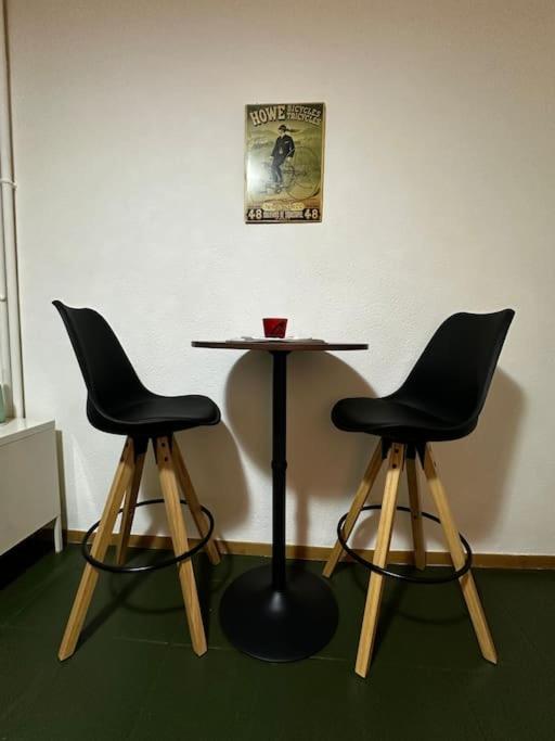 Studio Apartment photo 2