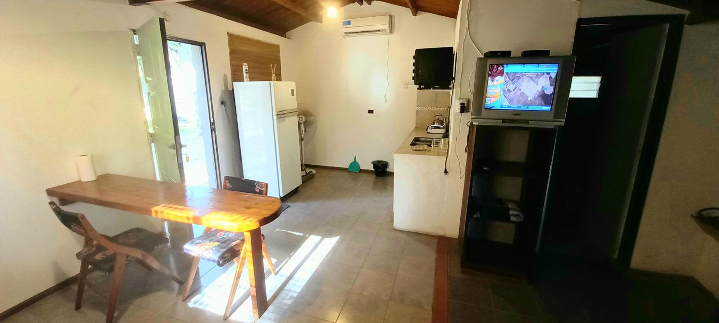 One-Bedroom House photo 3