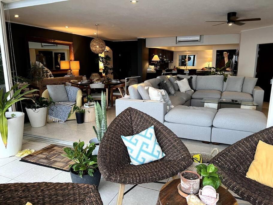 Three-Bedroom Apartment - Oceanfront photo 1