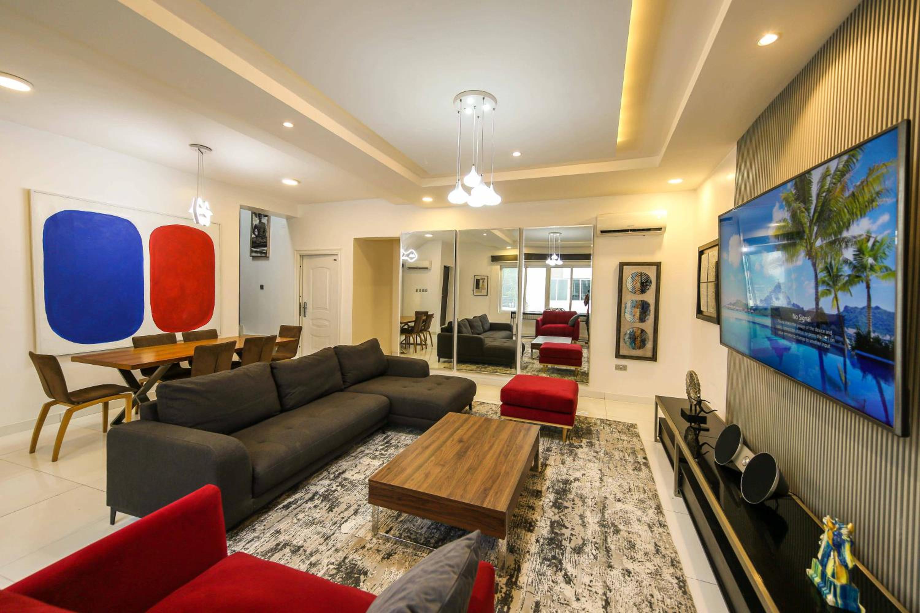 Three-Bedroom Apartment photo 2