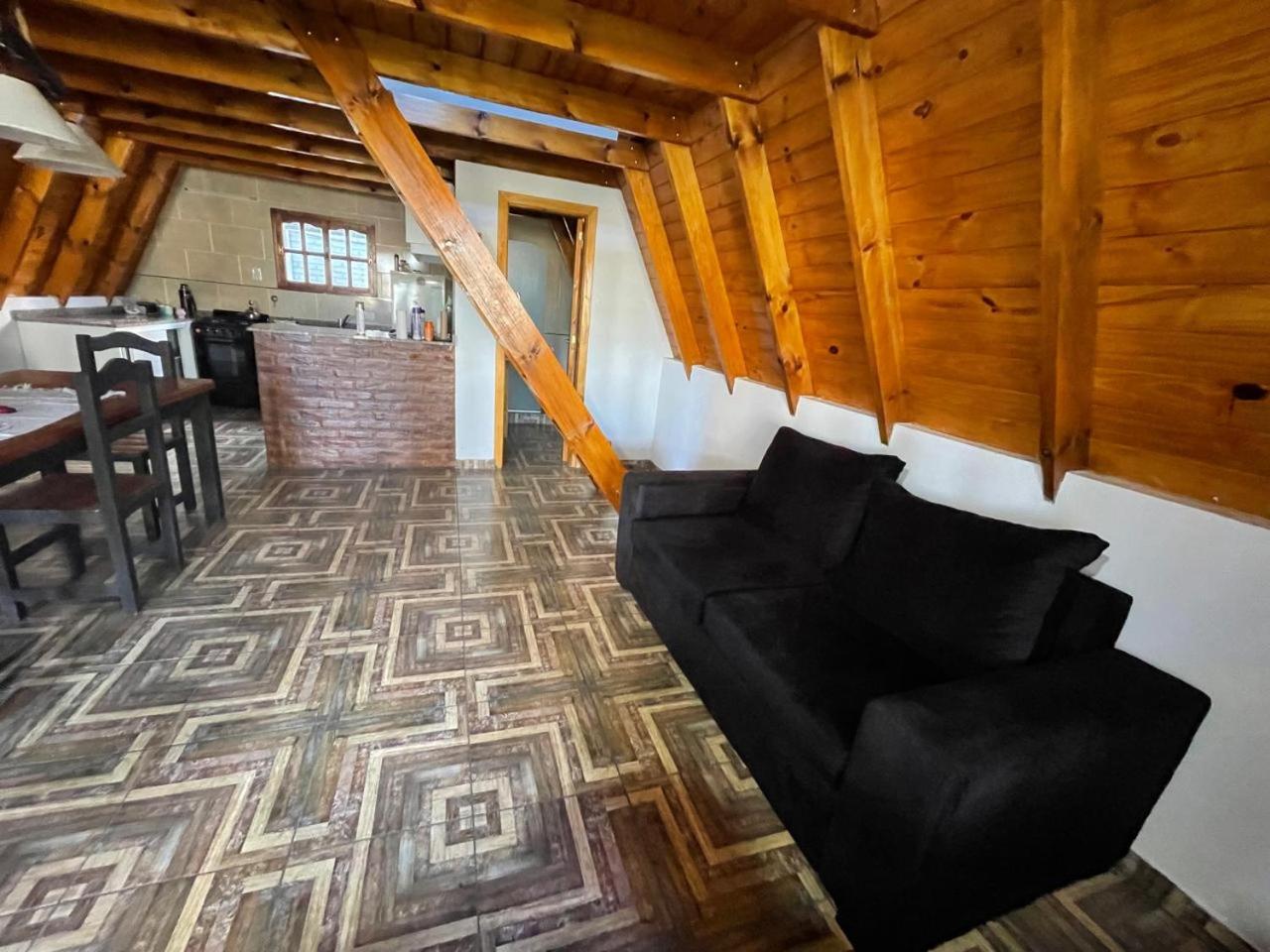 One-Bedroom House photo 3