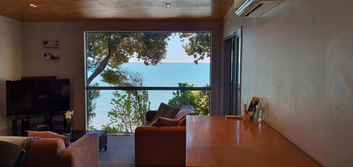 Two-Bedroom House - Photo 11