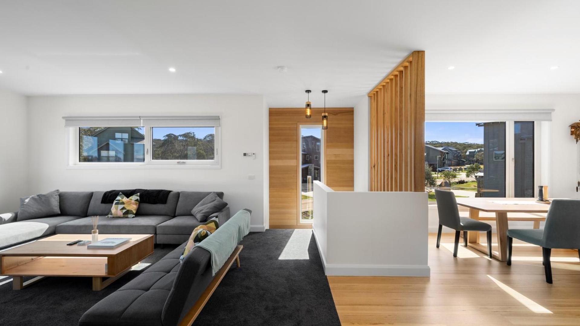 Three-Bedroom Chalet photo 1