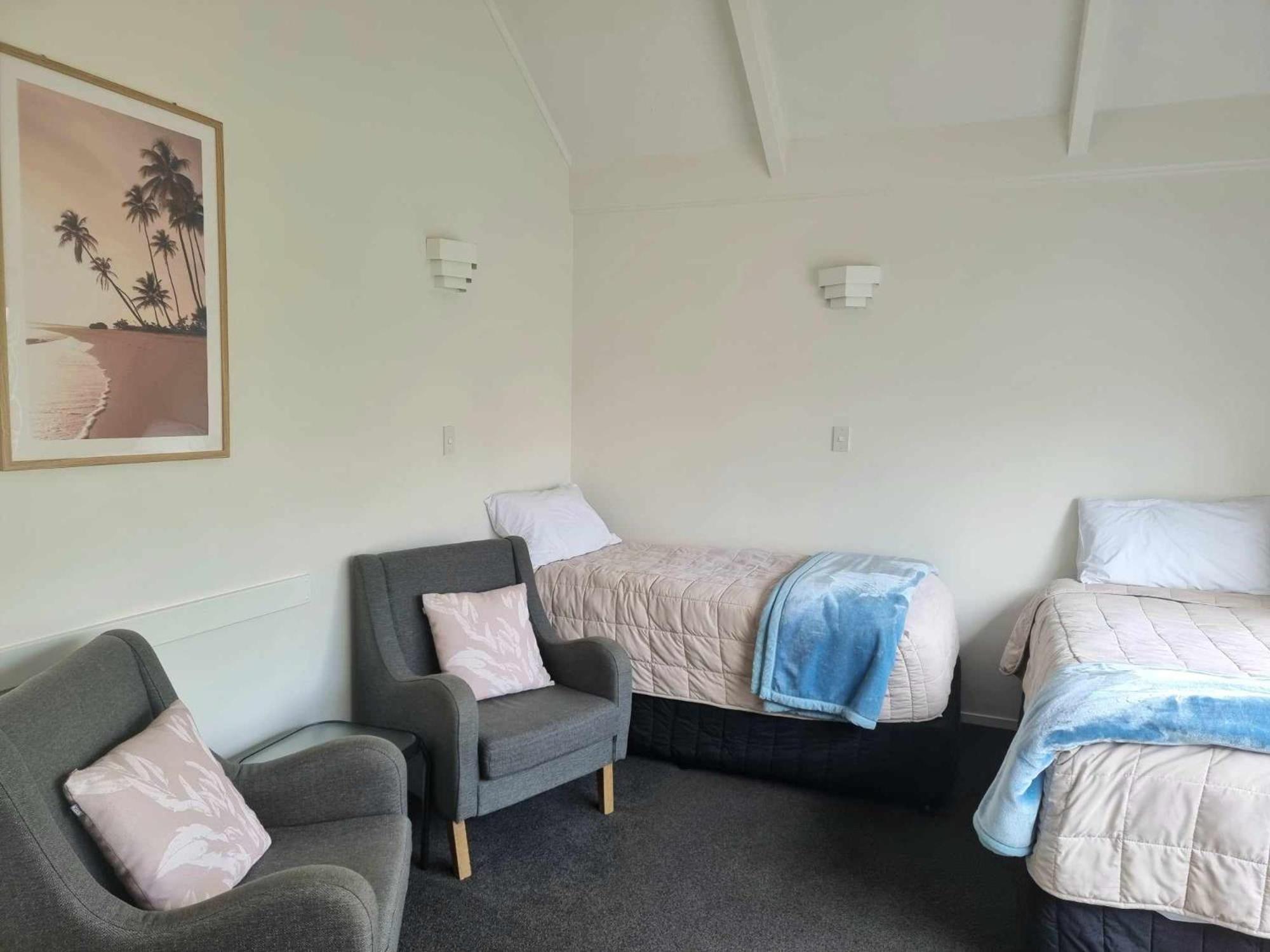 Double Room with Garden View - Photo 5