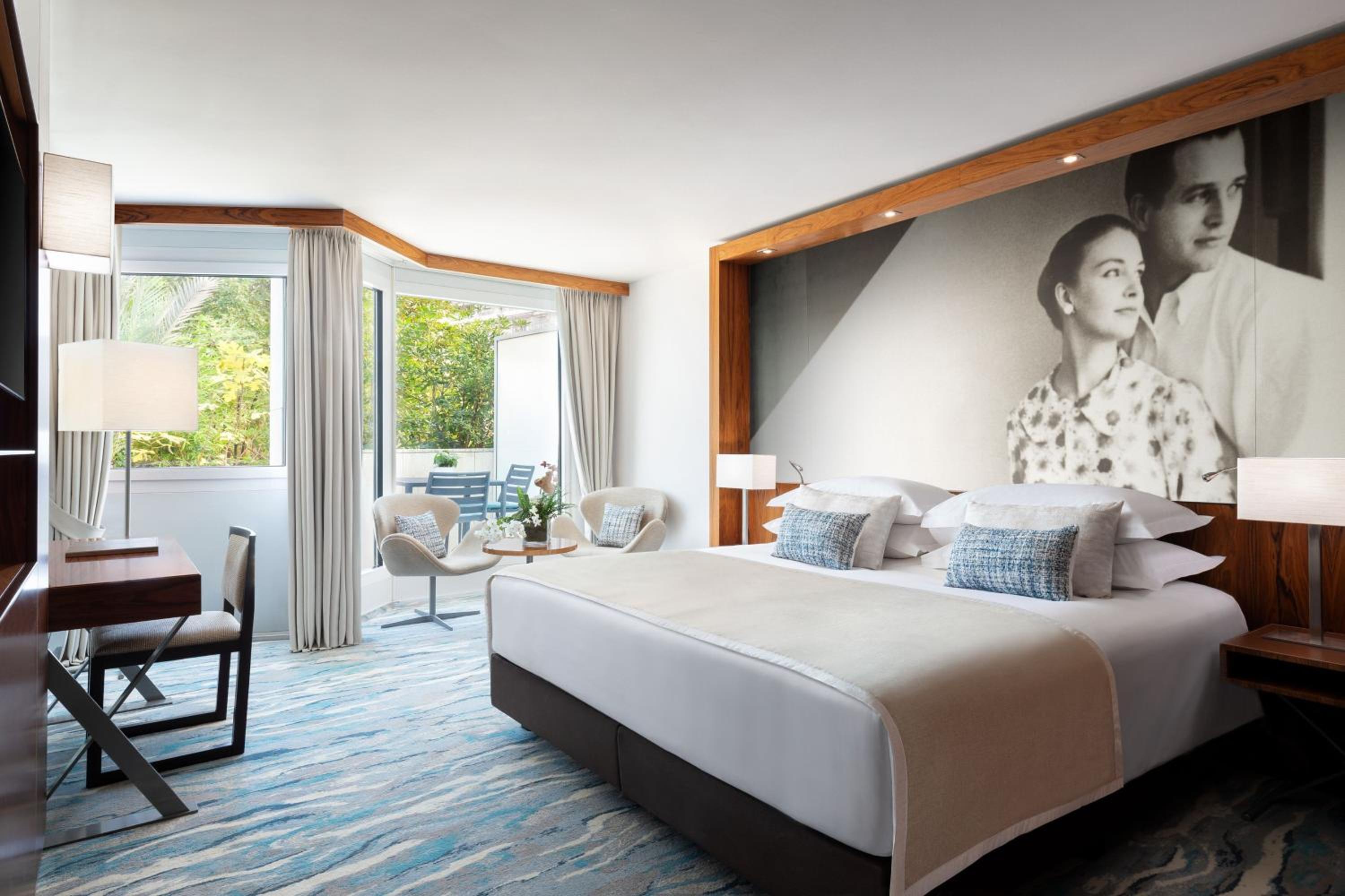Deluxe Room with Garden View - Photo 2