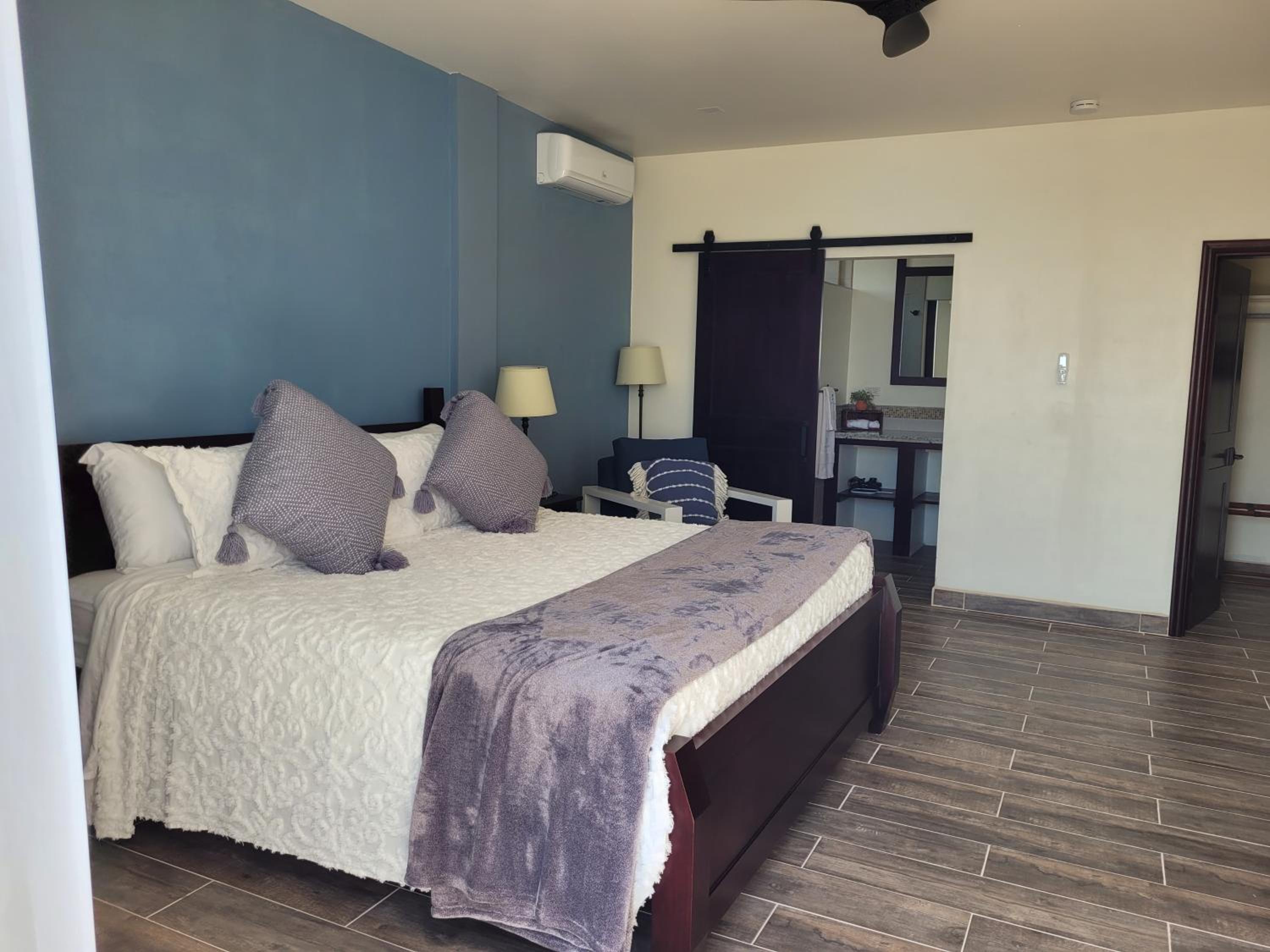 Suite with Sea View photo 2