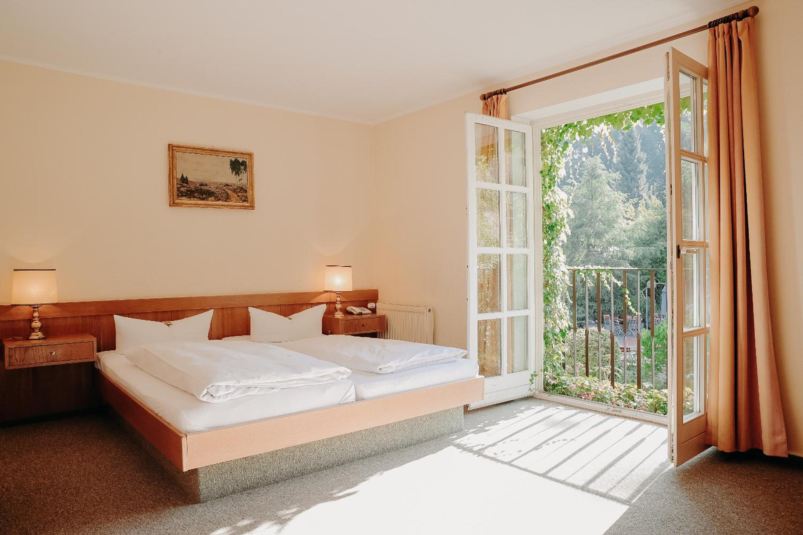Budget Double Room photo 1