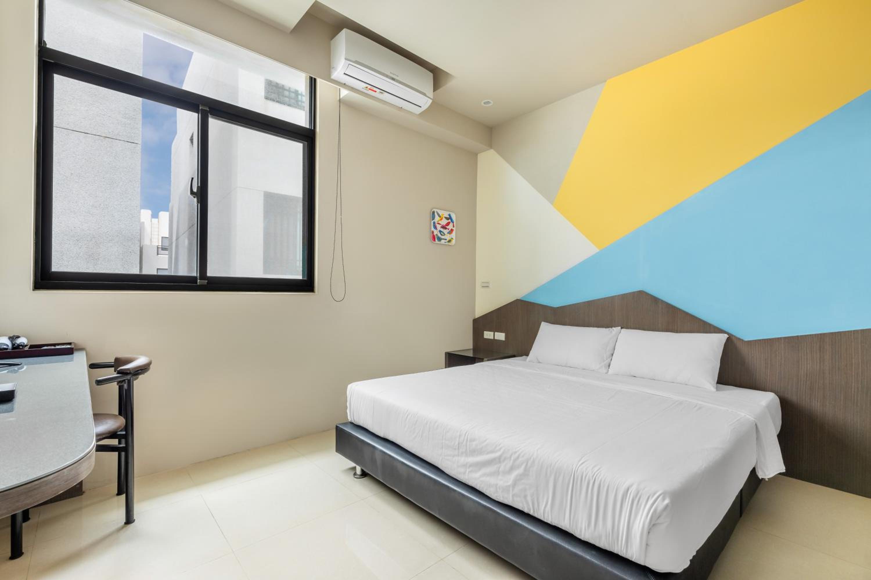 Deluxe Queen Room photo 3
